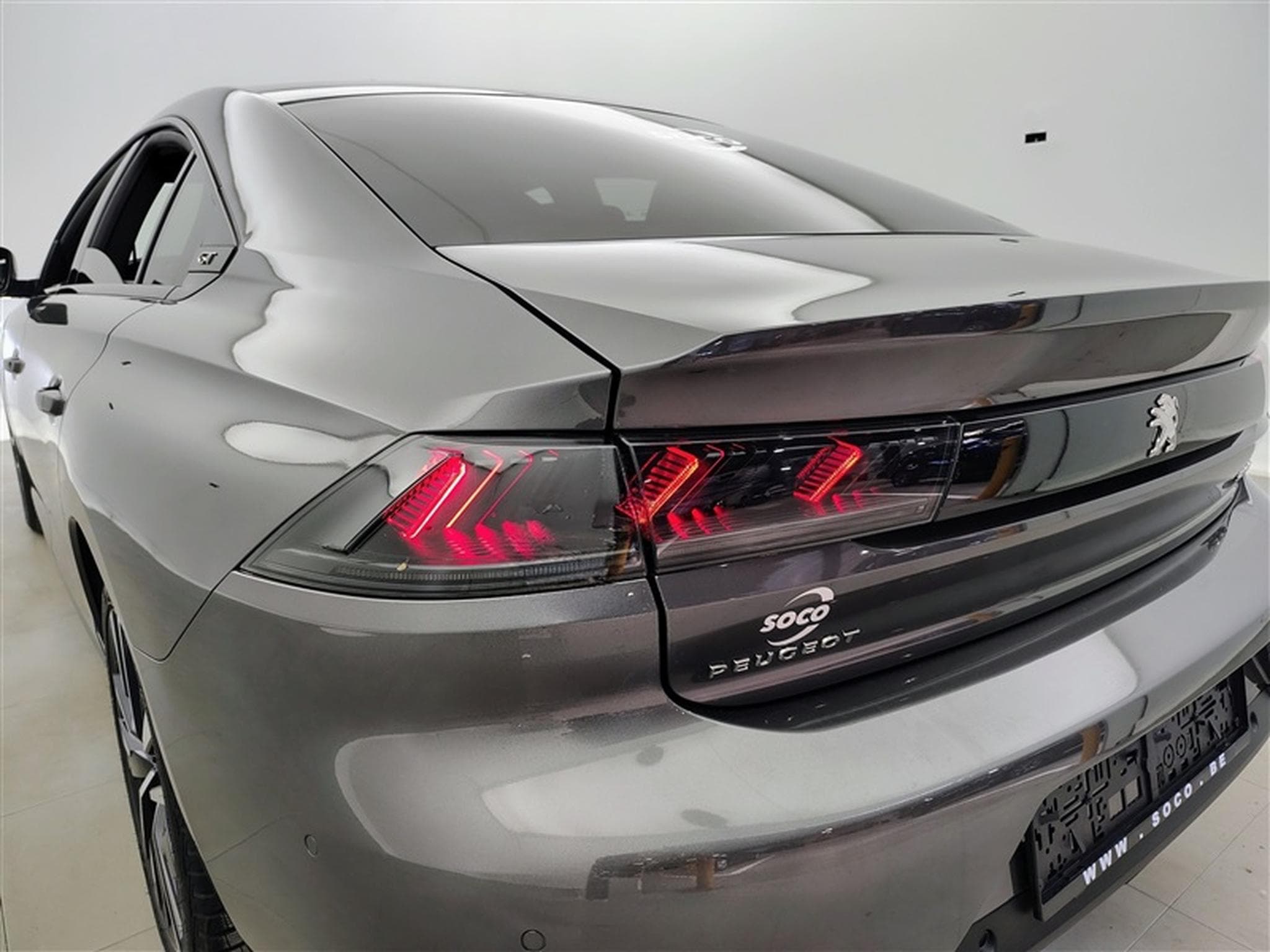 Peugeot 508 1.2 PureTech GT AUTO/S-CUIR/NAVI/FULL LED/JA18 (2022) - Photo 16