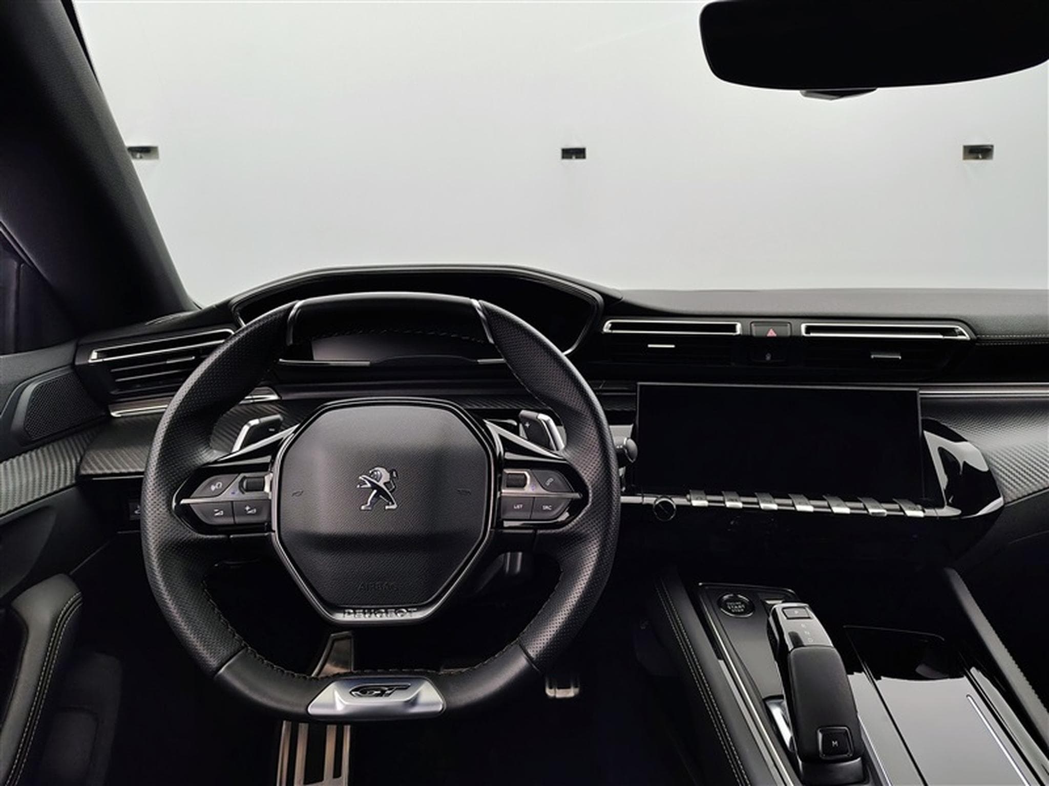 Peugeot 508 1.2 PureTech GT AUTO/S-CUIR/NAVI/FULL LED/JA18 (2022) - Photo 9