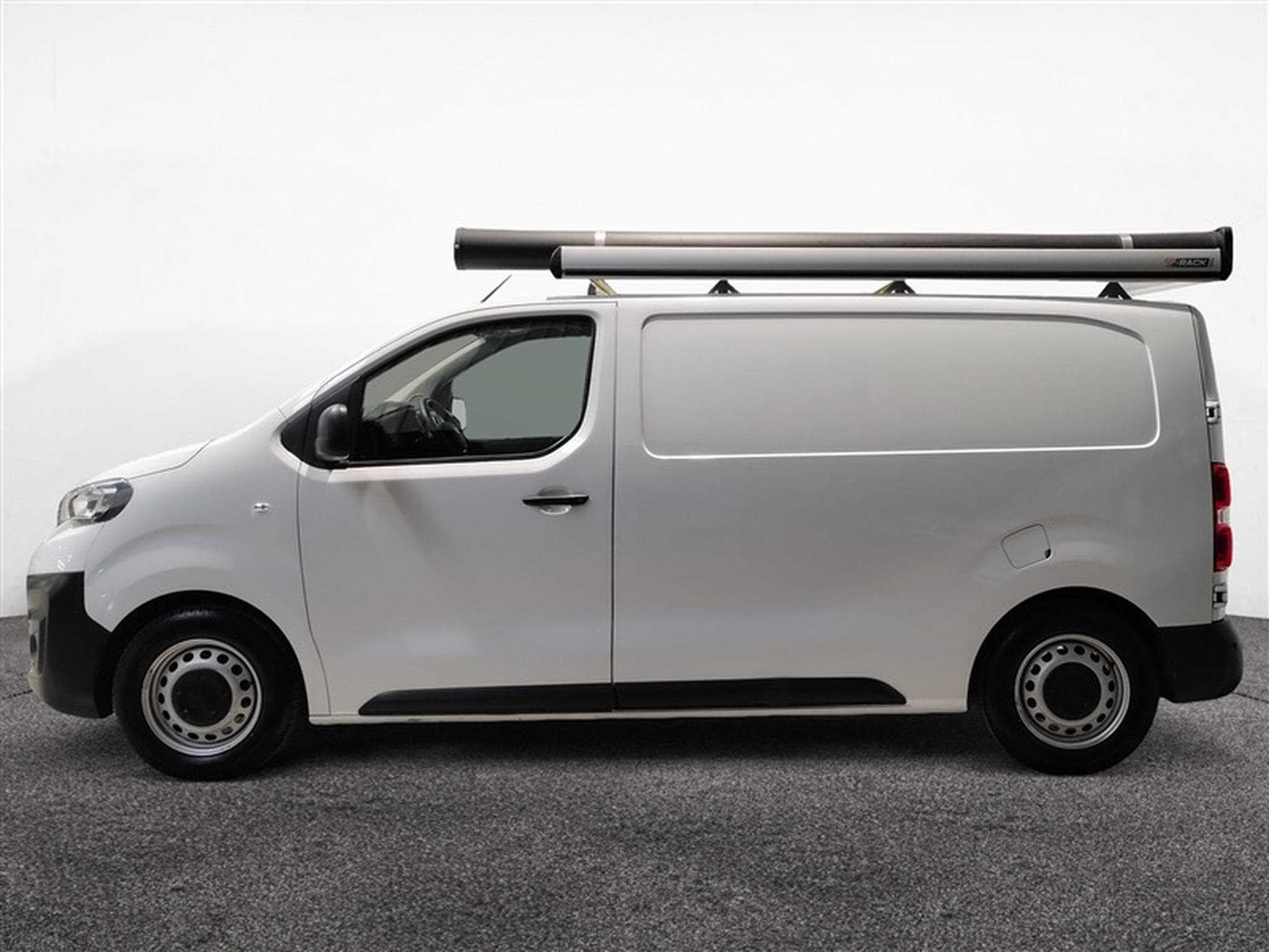 Peugeot Expert 2.0 BlueHDi EAT8 L2 NAVI CLIM / TEL / PDC AV-AR (2023) - Photo 3