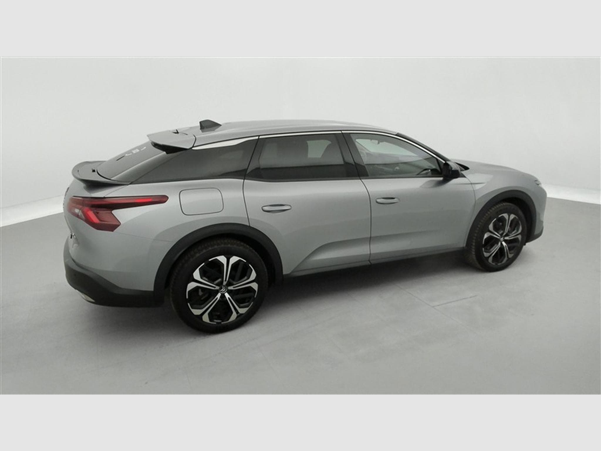 Citroen C5 X 1.2 PureTech 130Cv EAT8 Plus NAVI / CARPLAY / CAMERA (2024) - Photo 25