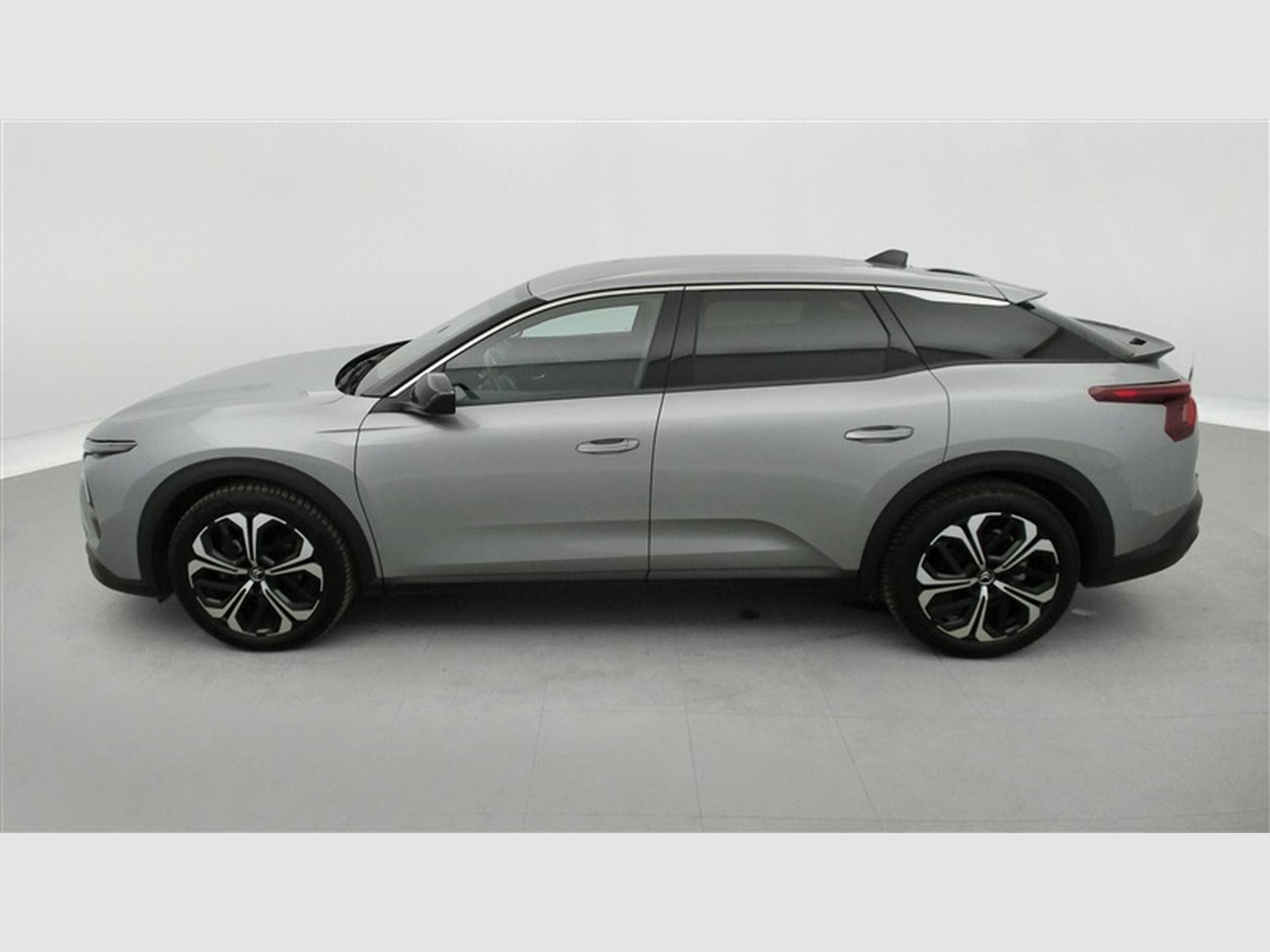 Citroen C5 X 1.2 PureTech 130Cv EAT8 Plus NAVI / CARPLAY / CAMERA (2024) - Photo 3