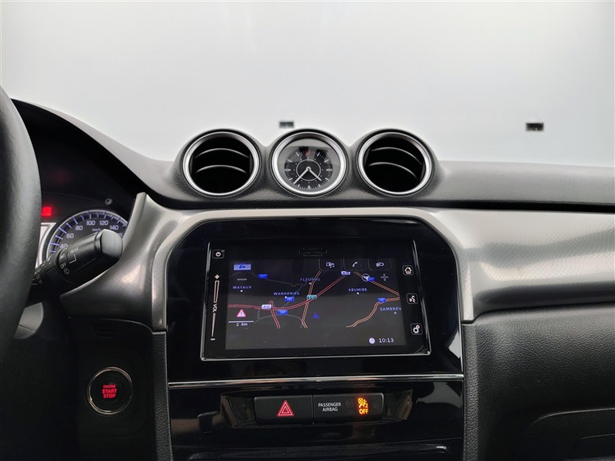 Suzuki Vitara 1.6i 4x4 GL+ (2017) - Photo 11