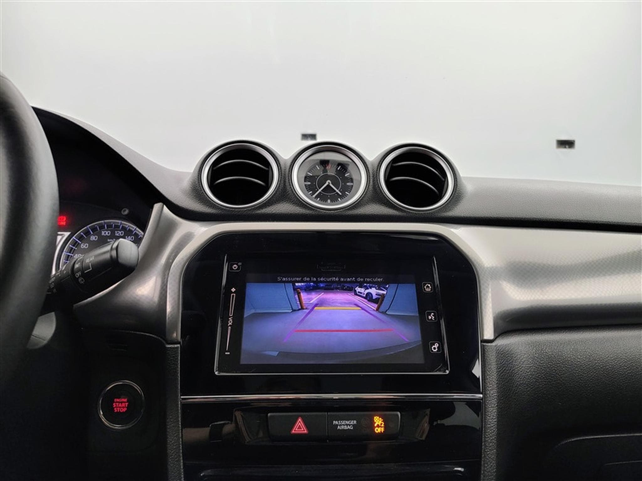 Suzuki Vitara 1.6i 4x4 GL+ (2017) - Photo 17