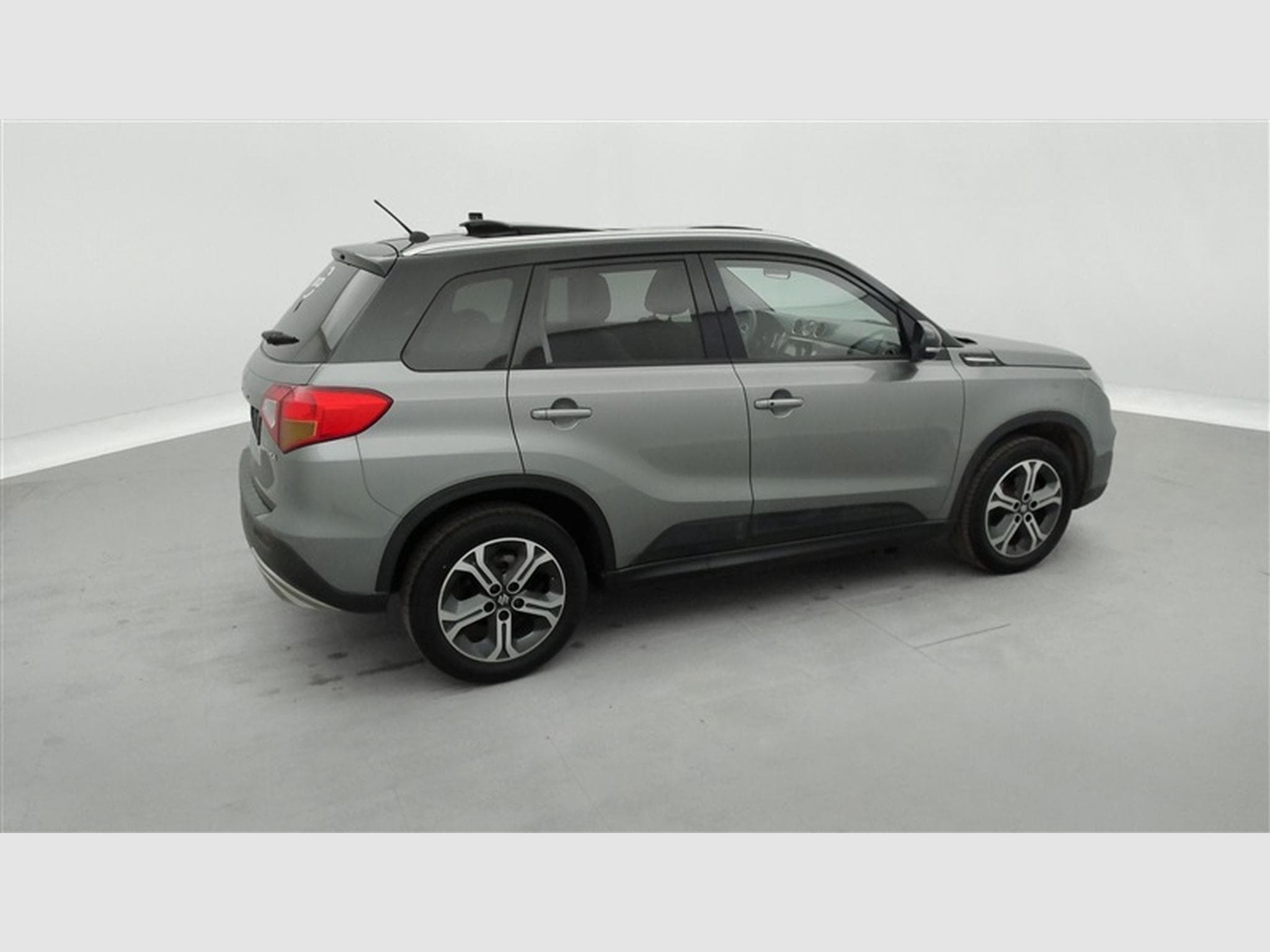 Suzuki Vitara 1.6i 4x4 GL+ (2017) - Photo 25