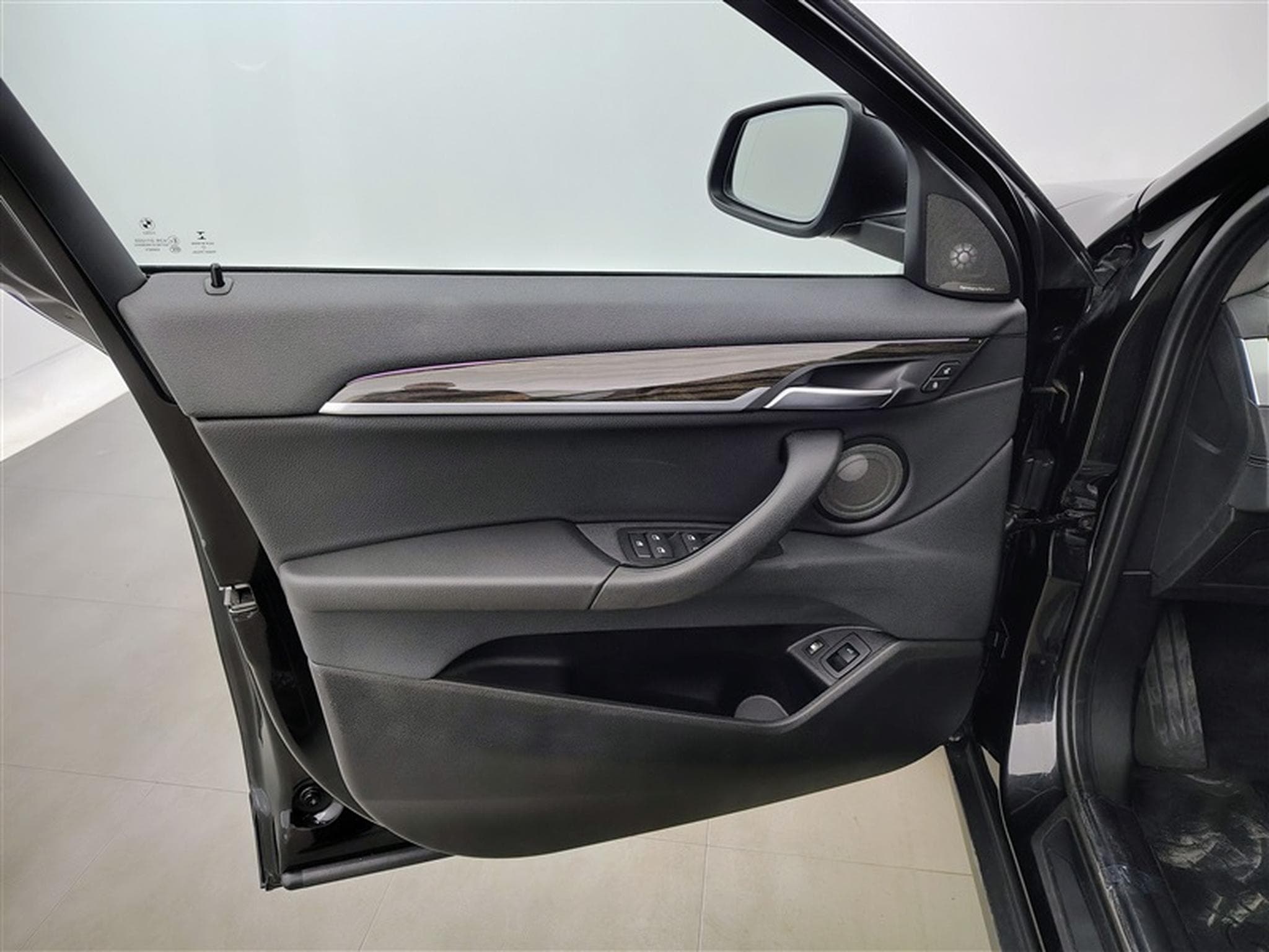 BMW X2 1.5iA xDrive25e PHEV NAVI / CUIR / FULL LED (2022) - Photo 17