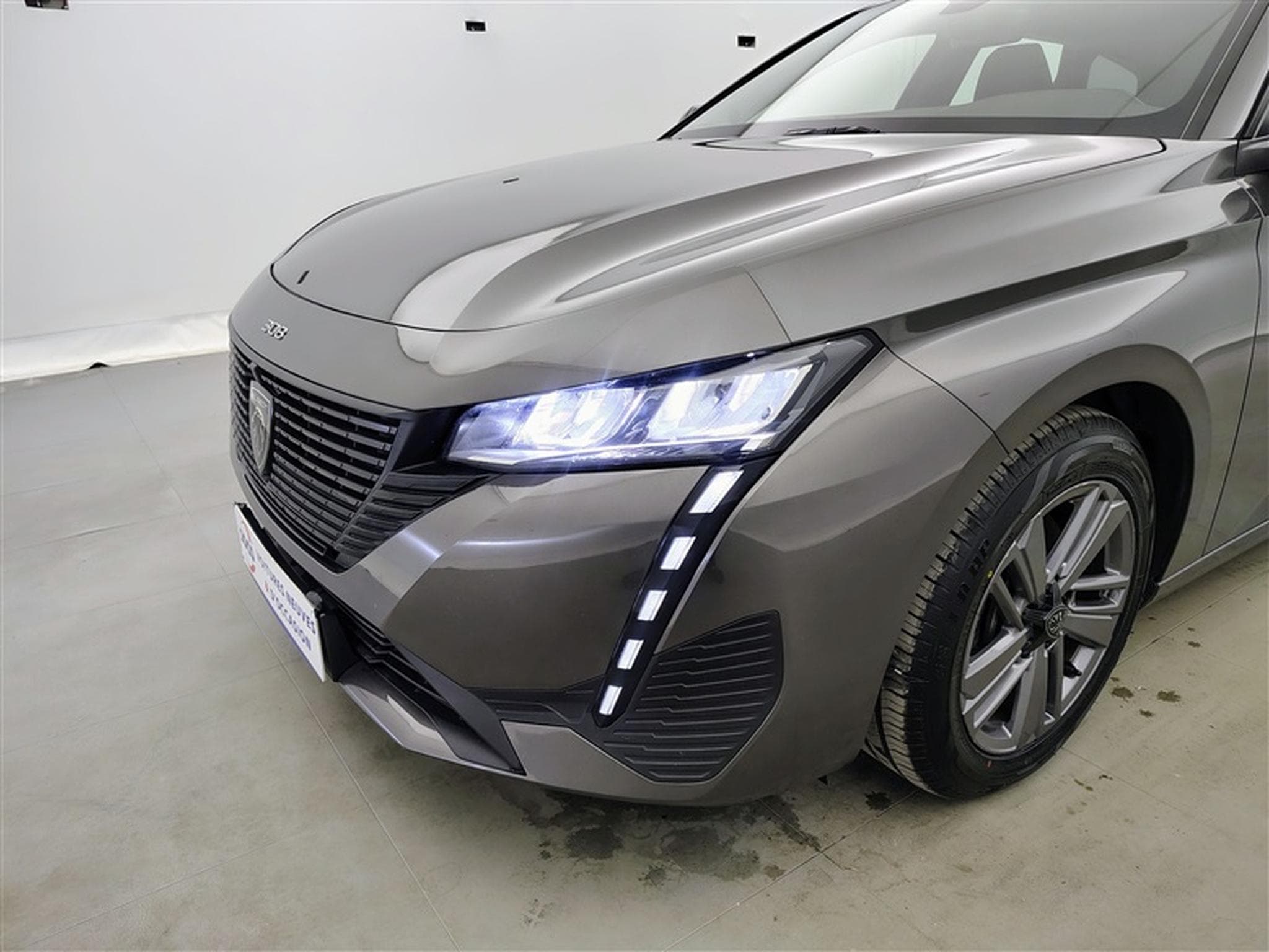 Peugeot 308 1.5 BlueHDi Active Pack EAT8 NAVI / FULL LED / CLIM (2023) - Photo 15