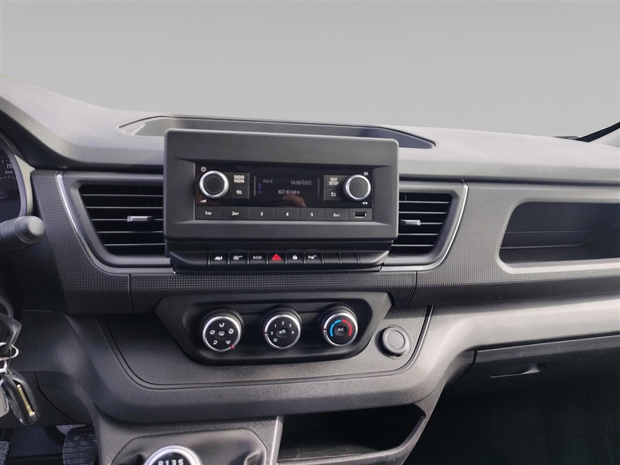 Nissan Primastar 2.0 dCi 30 L2H1 FULL LED / CLIM (2024) - Photo 11