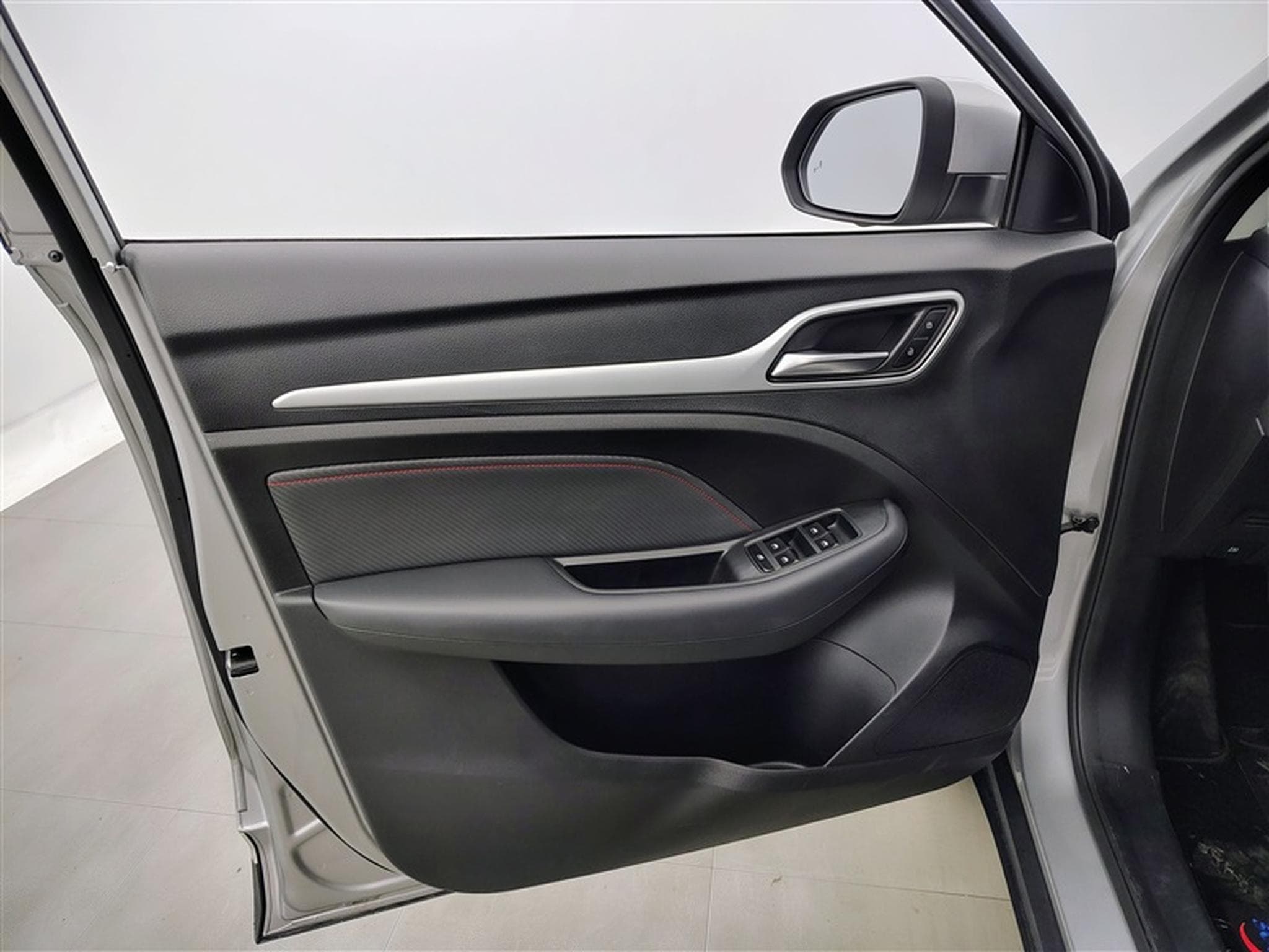 MG ZS 1.5 VTi-Tech Comfort (2024) - Photo 17