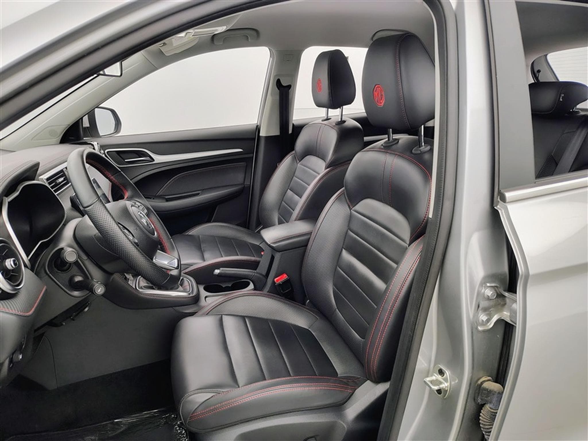MG ZS 1.5 VTi-Tech Comfort (2024) - Photo 7