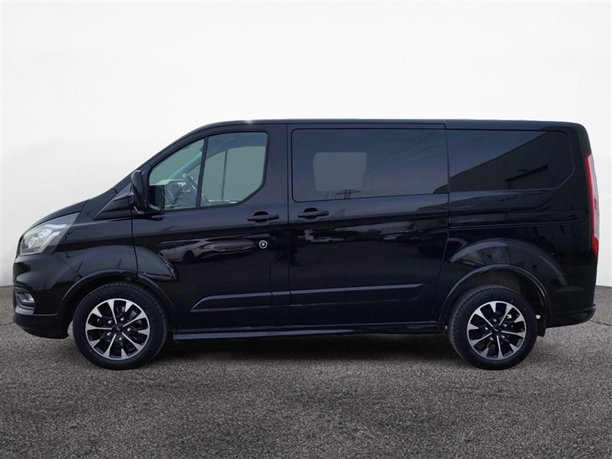 Ford Transit 2.0 TDCi L1H1 Sport Multi S/S (EU6.2) (2022) - Photo 3