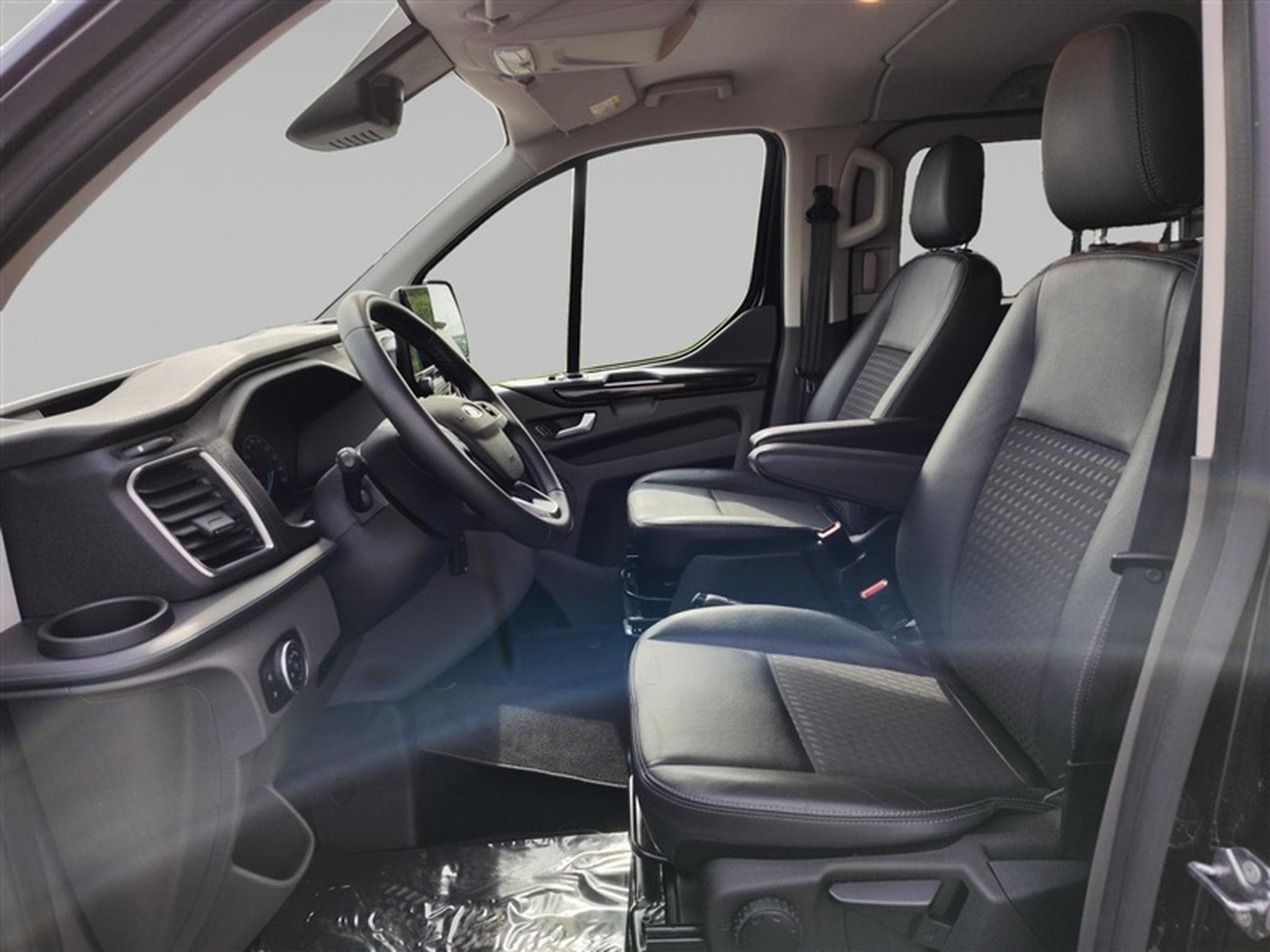 Ford Transit 2.0 TDCi L1H1 Sport Multi S/S (EU6.2) (2022) - Photo 7