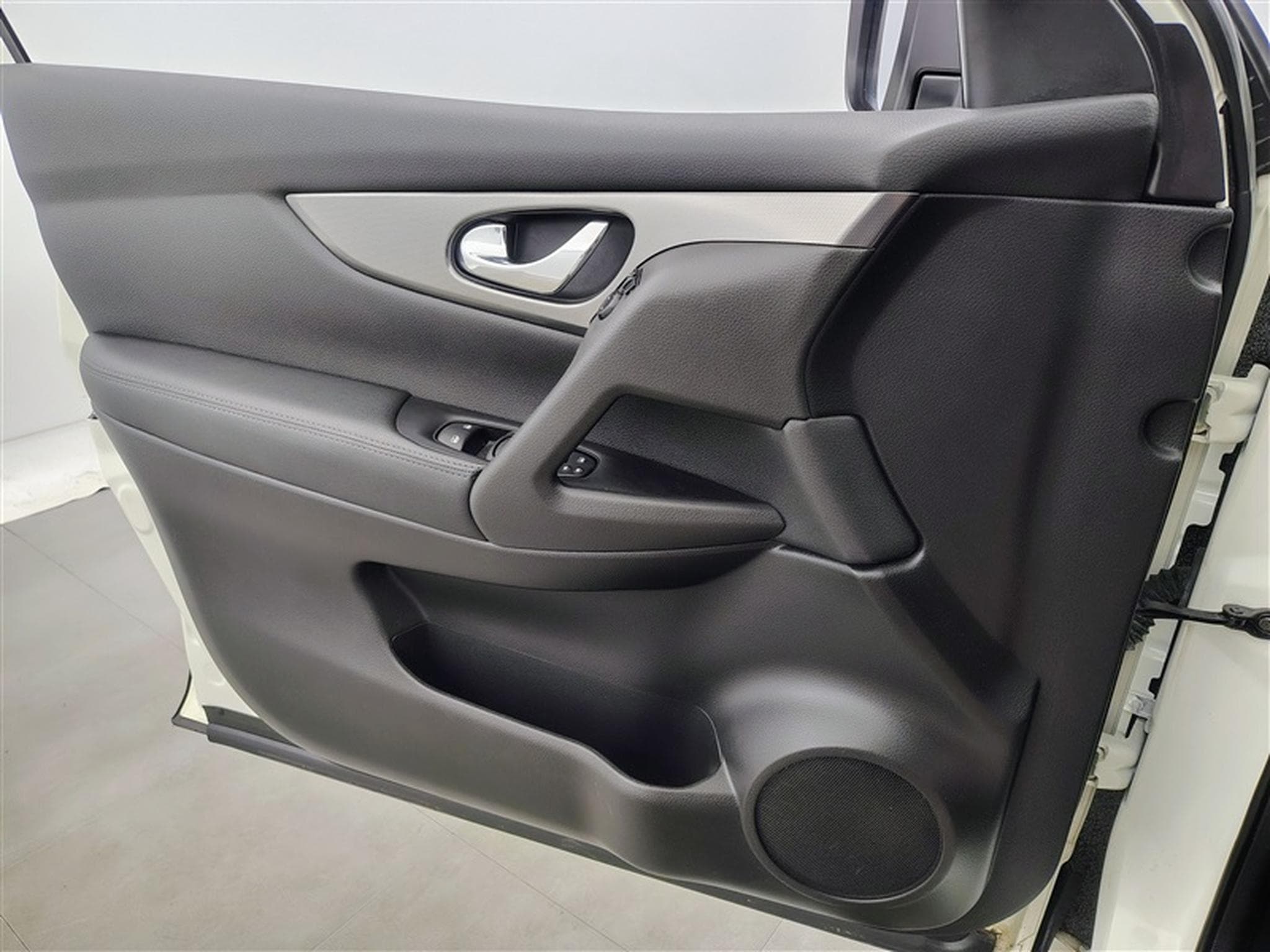 Nissan Qashqai 1.5 dCi N-connecta (2019) - Photo 16