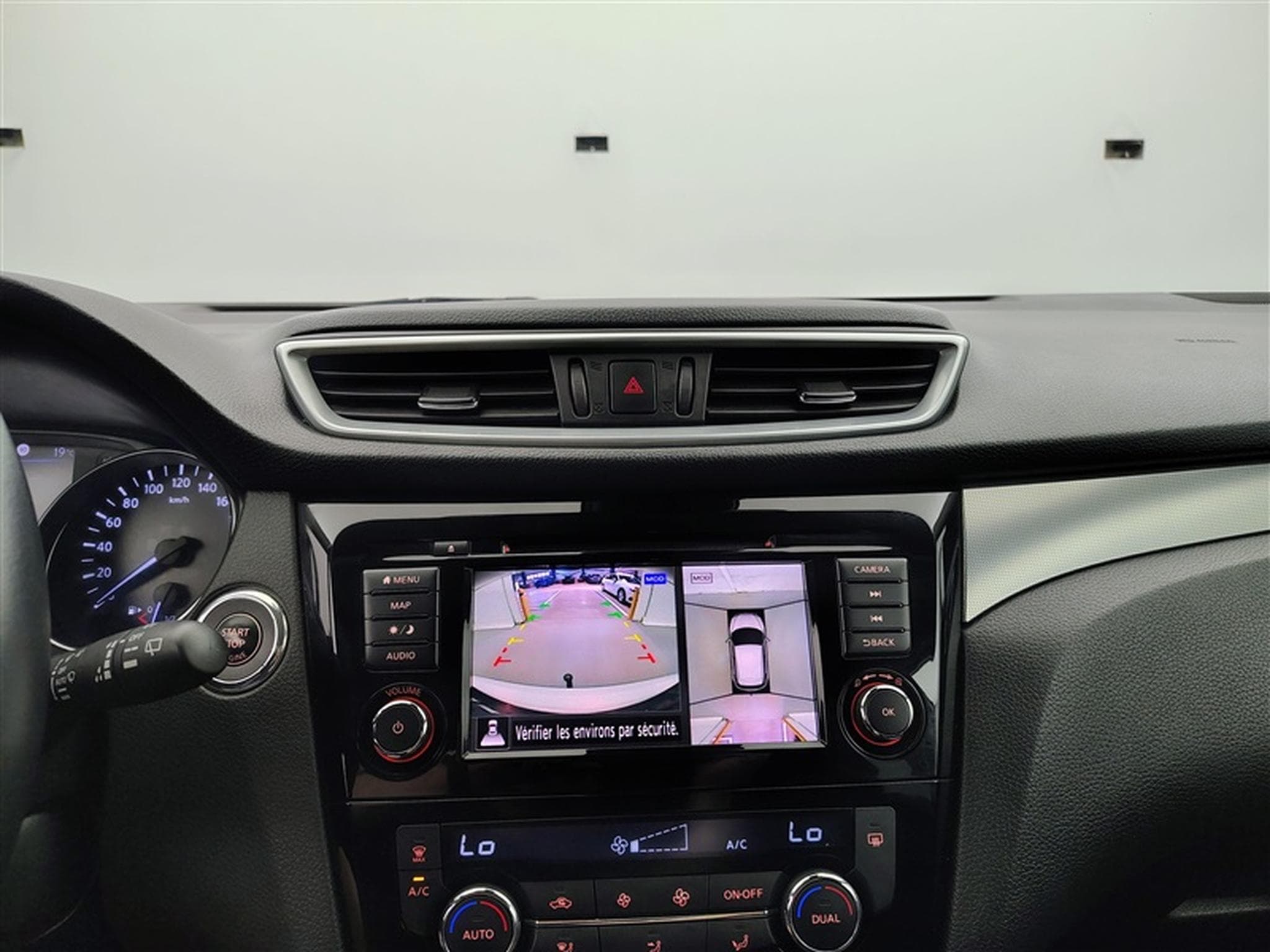 Nissan Qashqai 1.5 dCi N-connecta (2019) - Photo 17