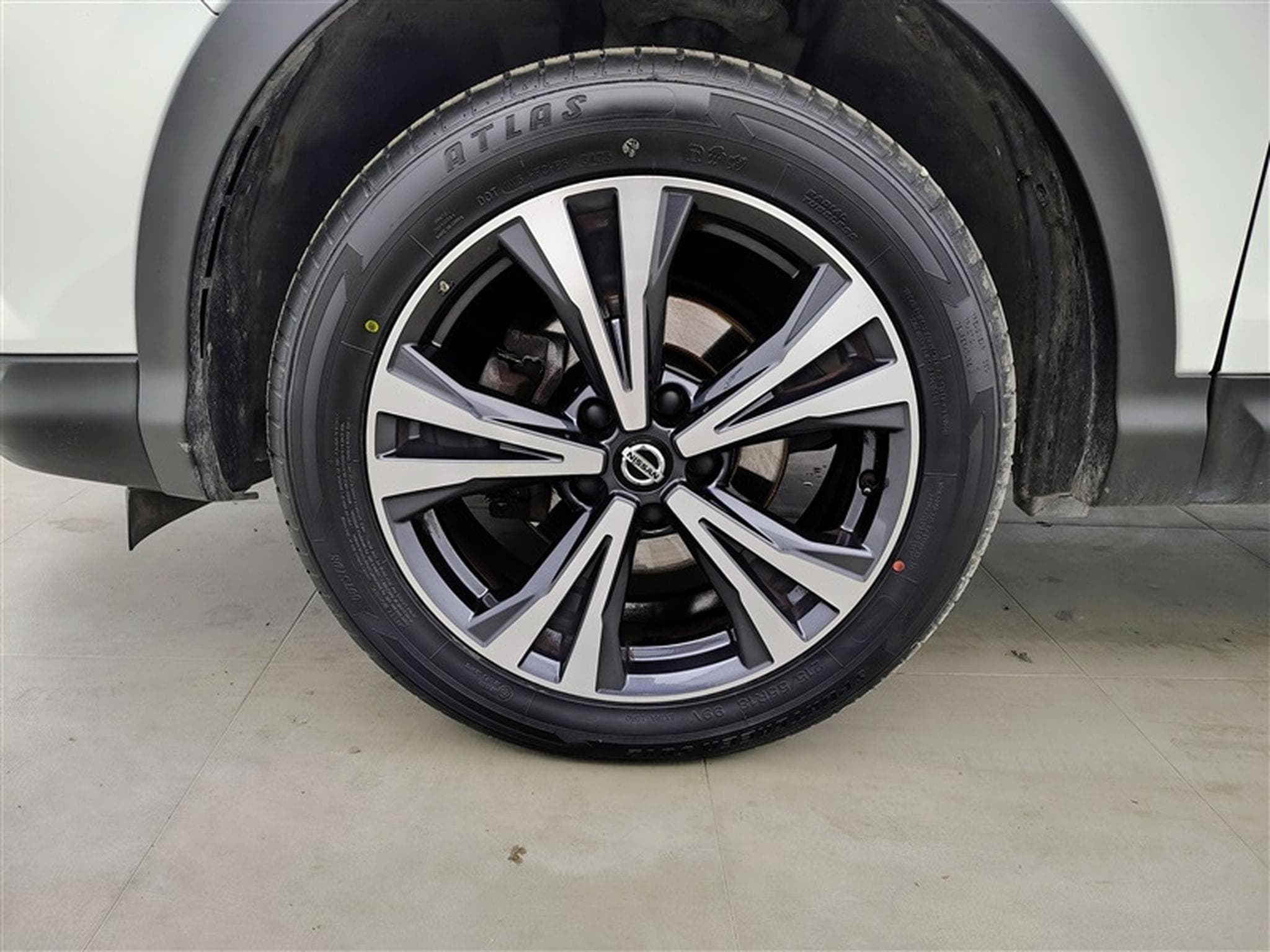 Nissan Qashqai 1.5 dCi N-connecta (2019) - Photo 6