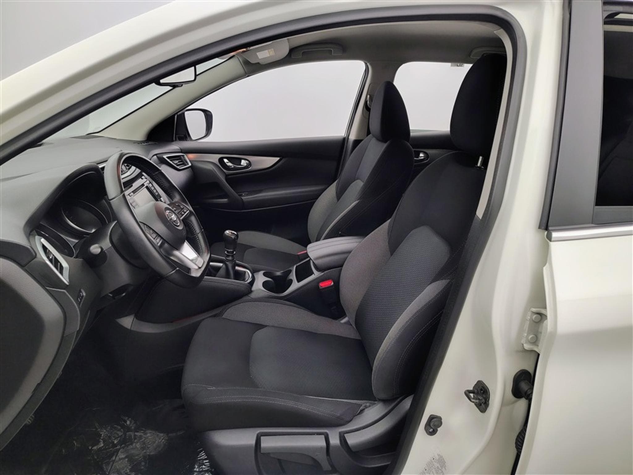 Nissan Qashqai 1.5 dCi N-connecta (2019) - Photo 7