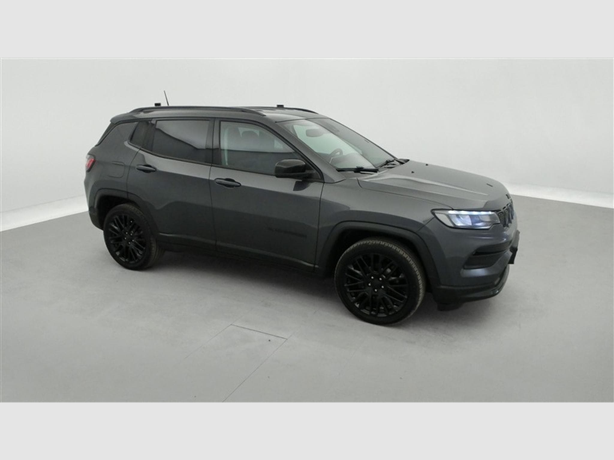 Jeep Compass 1.5 T4 e-Hybrid Nigth Eagle  CUIR / NAVI / FULL LED (2023) - Photo 23