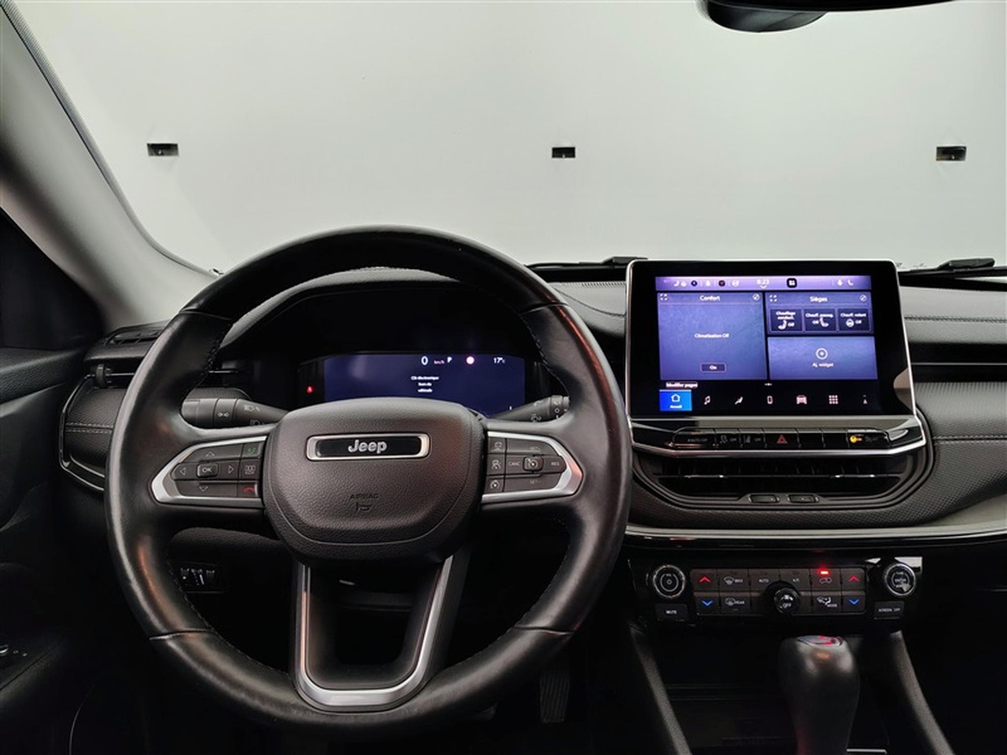 Jeep Compass 1.5 T4 e-Hybrid Nigth Eagle  CUIR / NAVI / FULL LED (2023) - Photo 9