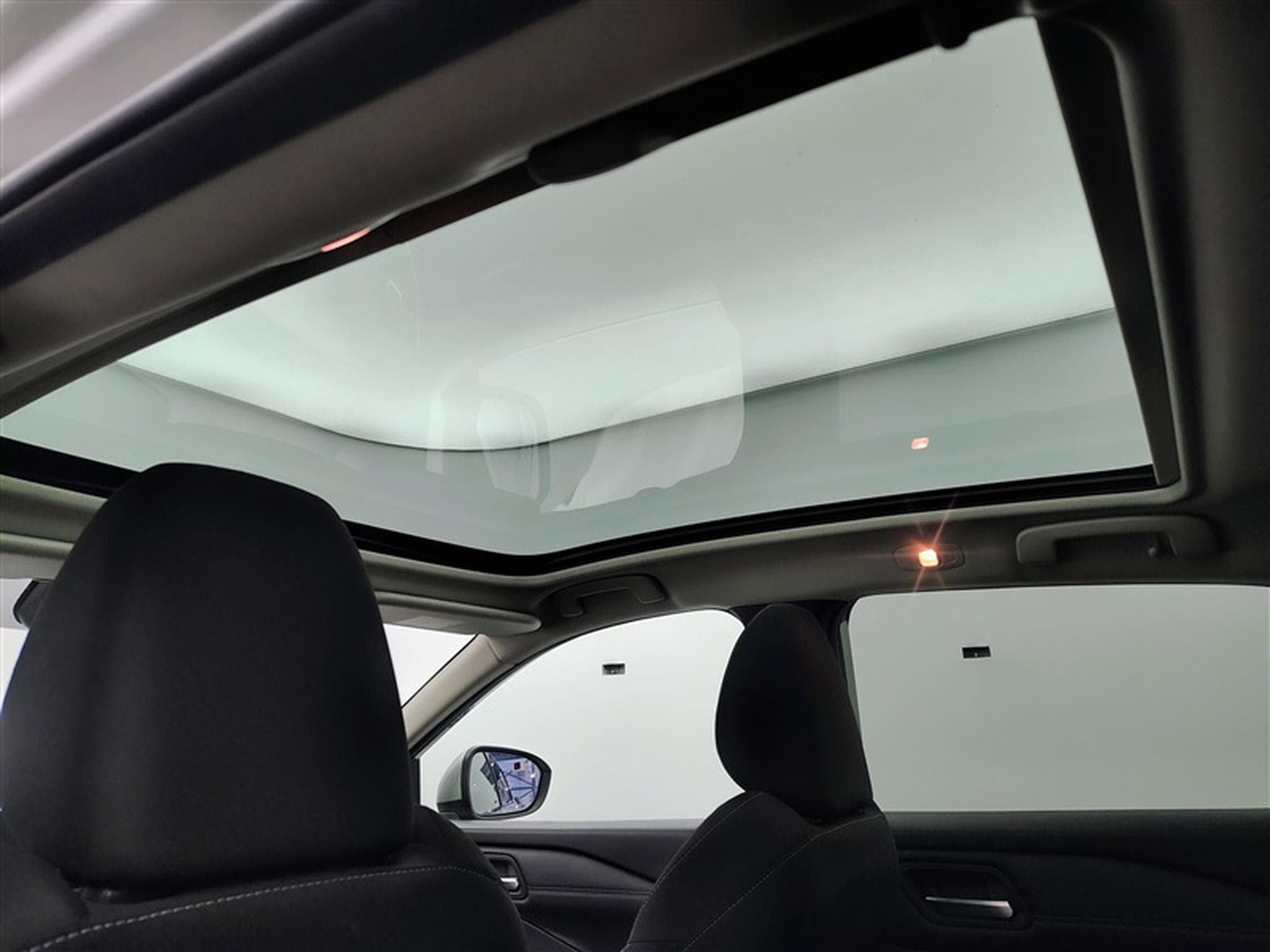 Nissan Qashqai 1.3 DIG-T MHEV N-Connecta NAVI / CLIM / FULL LED (2023) - Foto 19