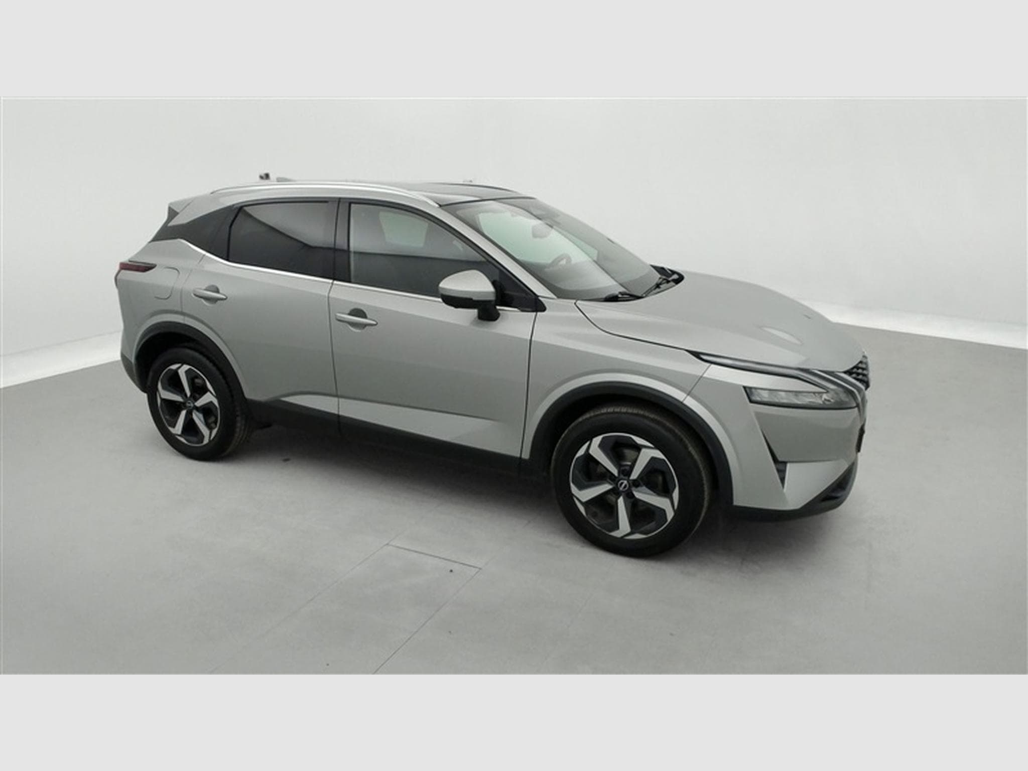 Nissan Qashqai 1.3 DIG-T MHEV N-Connecta NAVI / CLIM / FULL LED (2023) - Foto 24