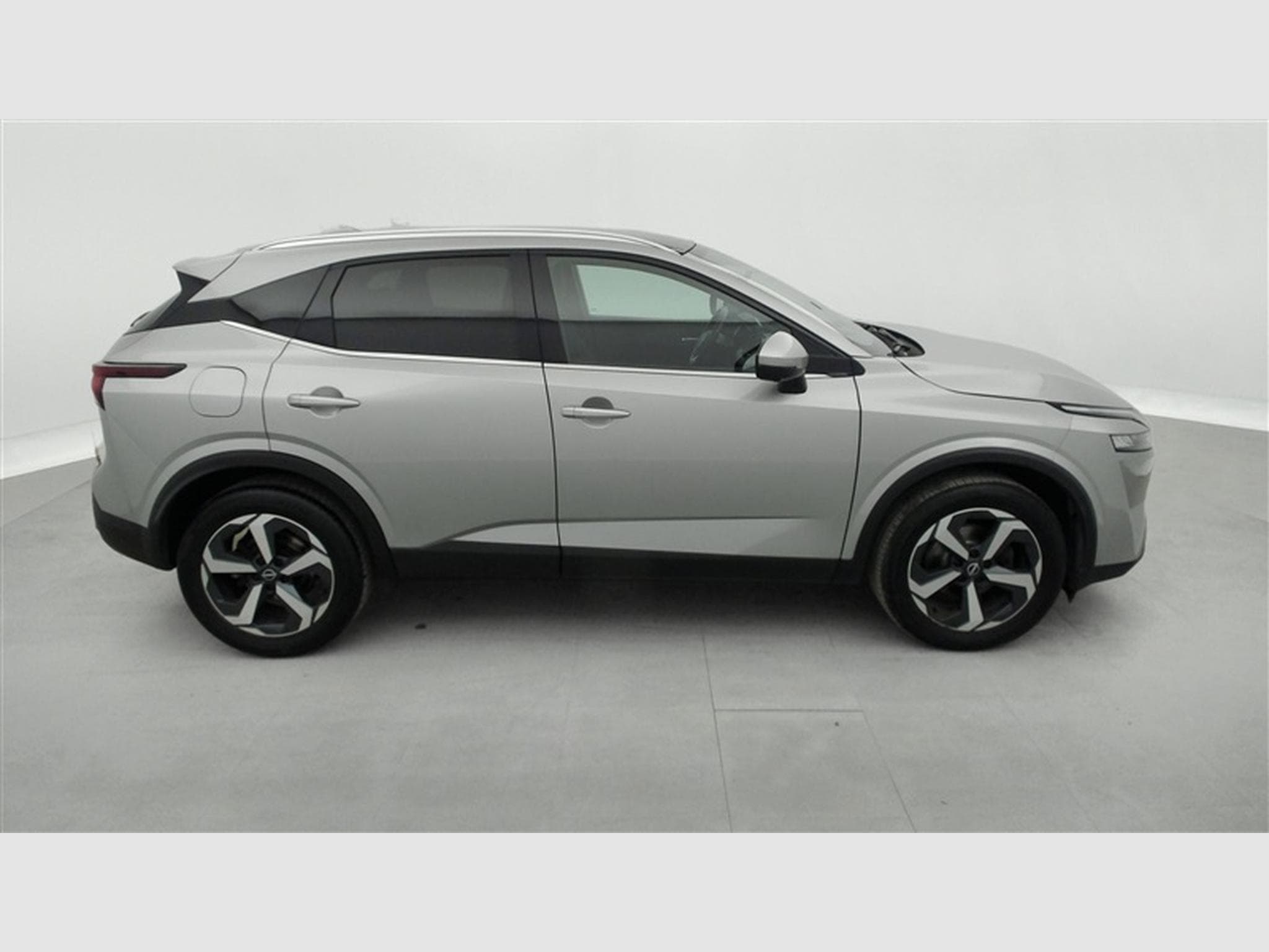Nissan Qashqai 1.3 DIG-T MHEV N-Connecta NAVI / CLIM / FULL LED (2023) - Foto 25