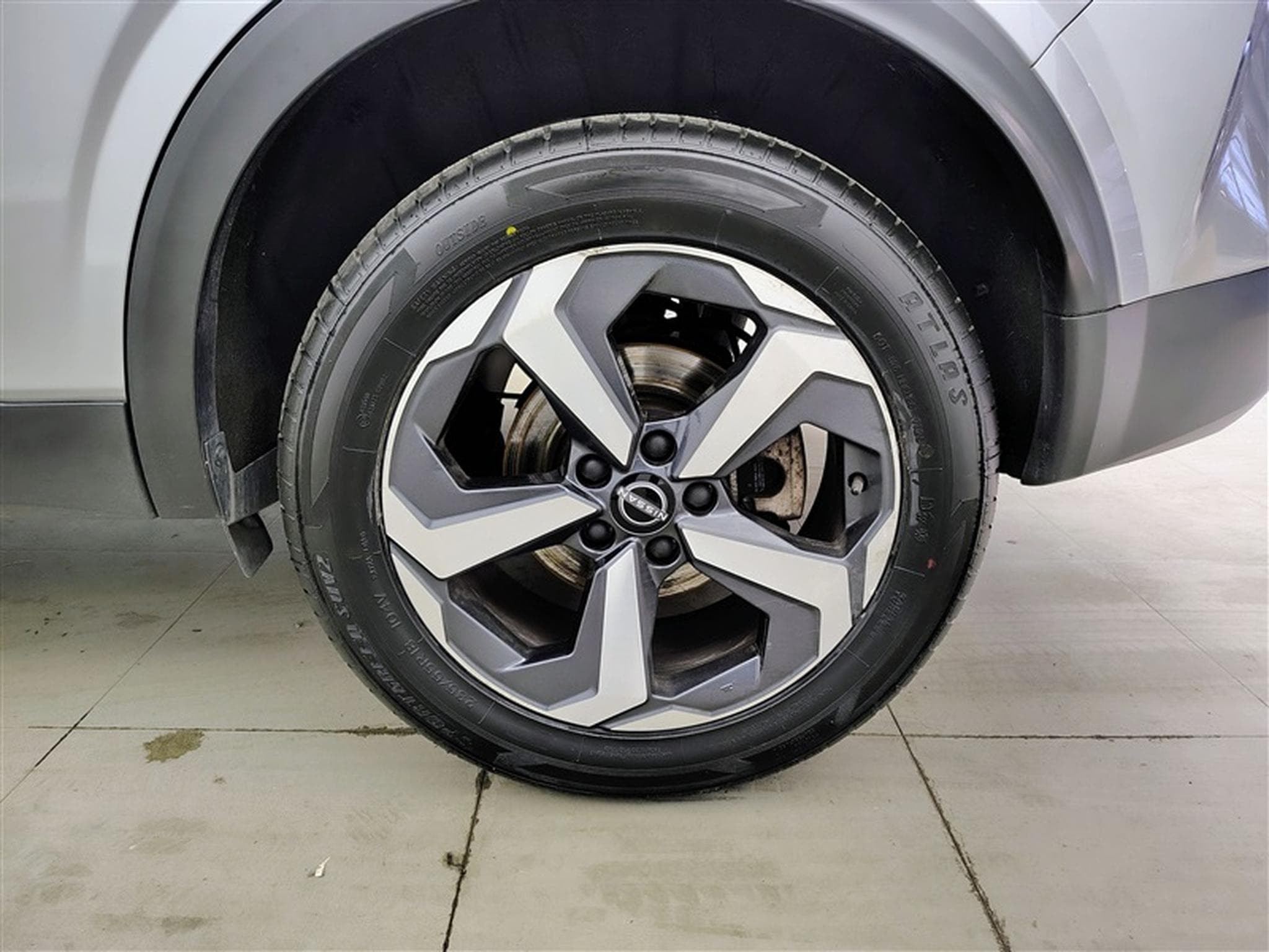 Nissan Qashqai 1.3 DIG-T MHEV N-Connecta NAVI / CLIM / FULL LED (2023) - Foto 6
