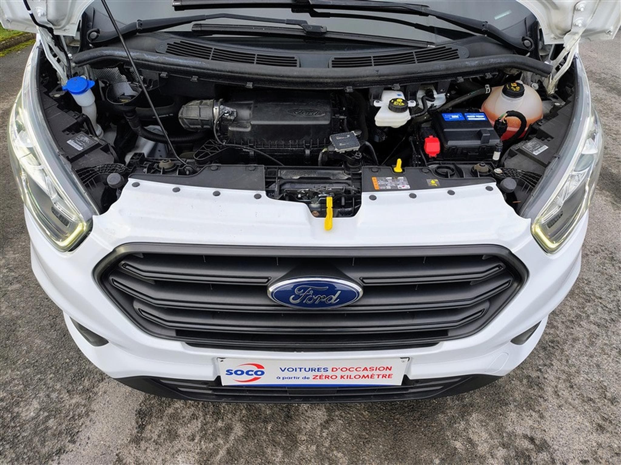 Ford Transit 2.0 TDCi L1H2 CLIM / TEL (2019) - Foto 18
