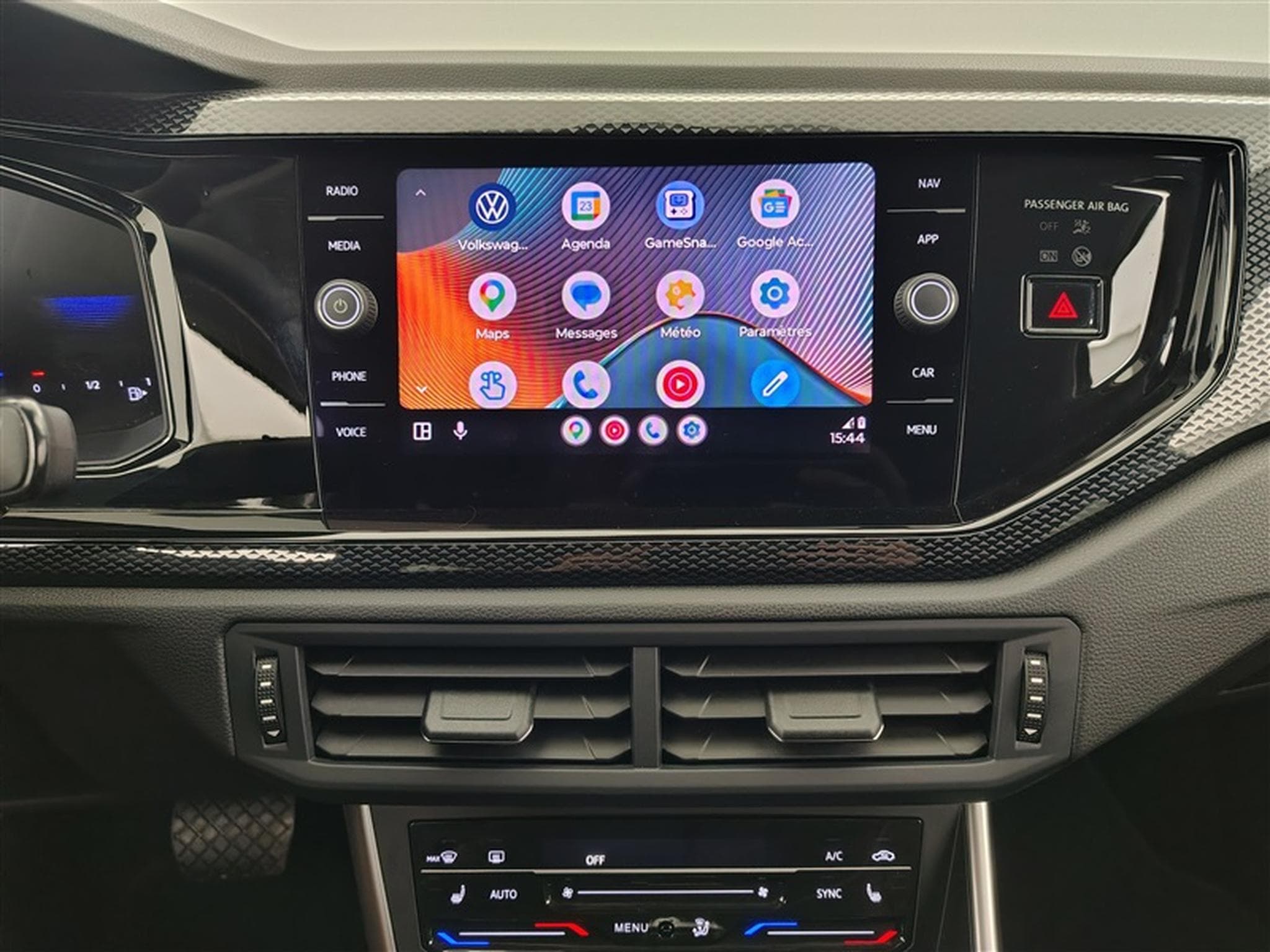 VW Taigo 1.0 TSI 115cv United AUTO/CARPLAY/ FULL LED/ CAMERA** (2024) - Photo 20