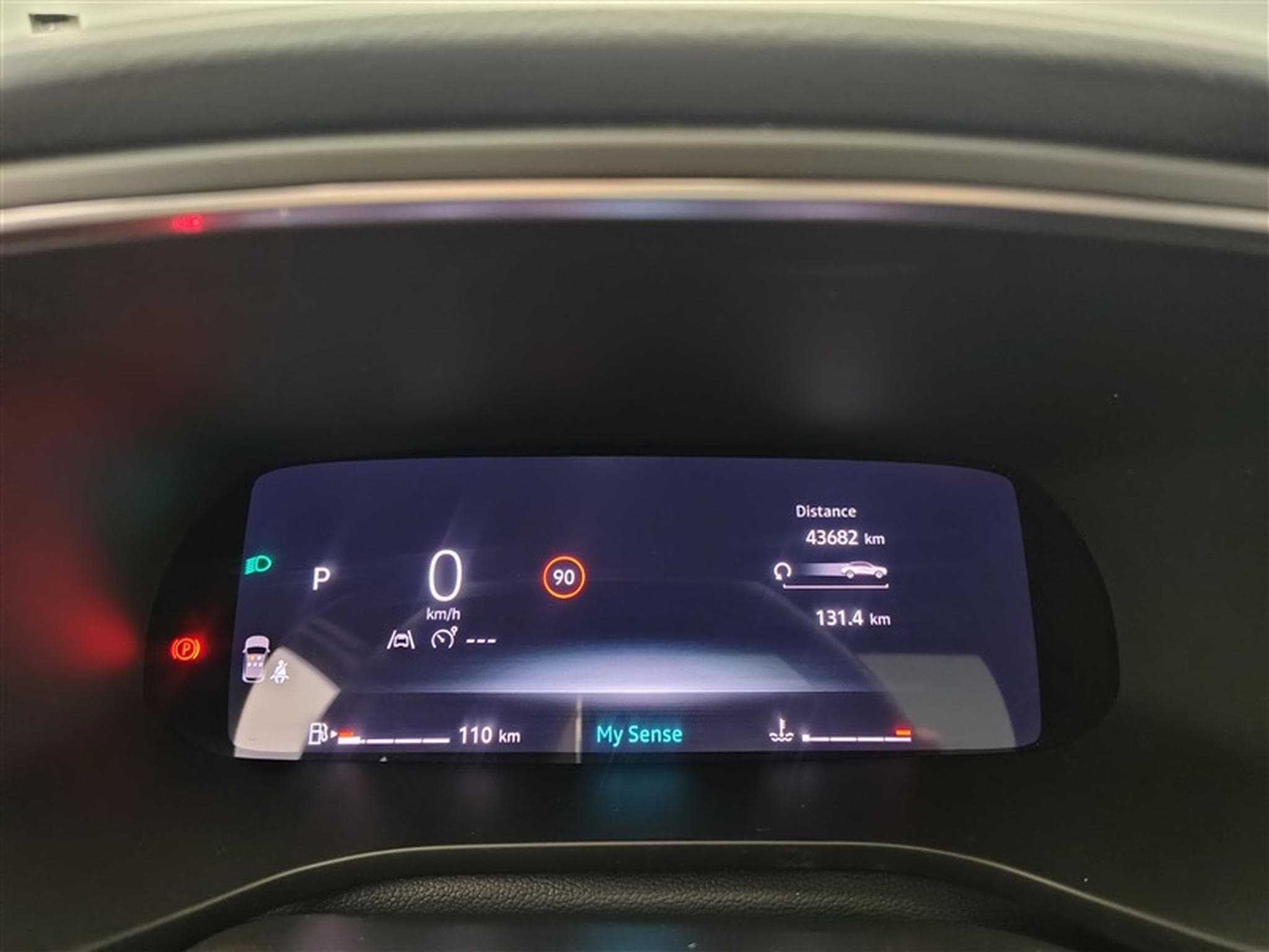 Renault Arkana 1.3 TCe MHEV TECHNO EDC/ Toit ouvrant (2025) - Foto 10