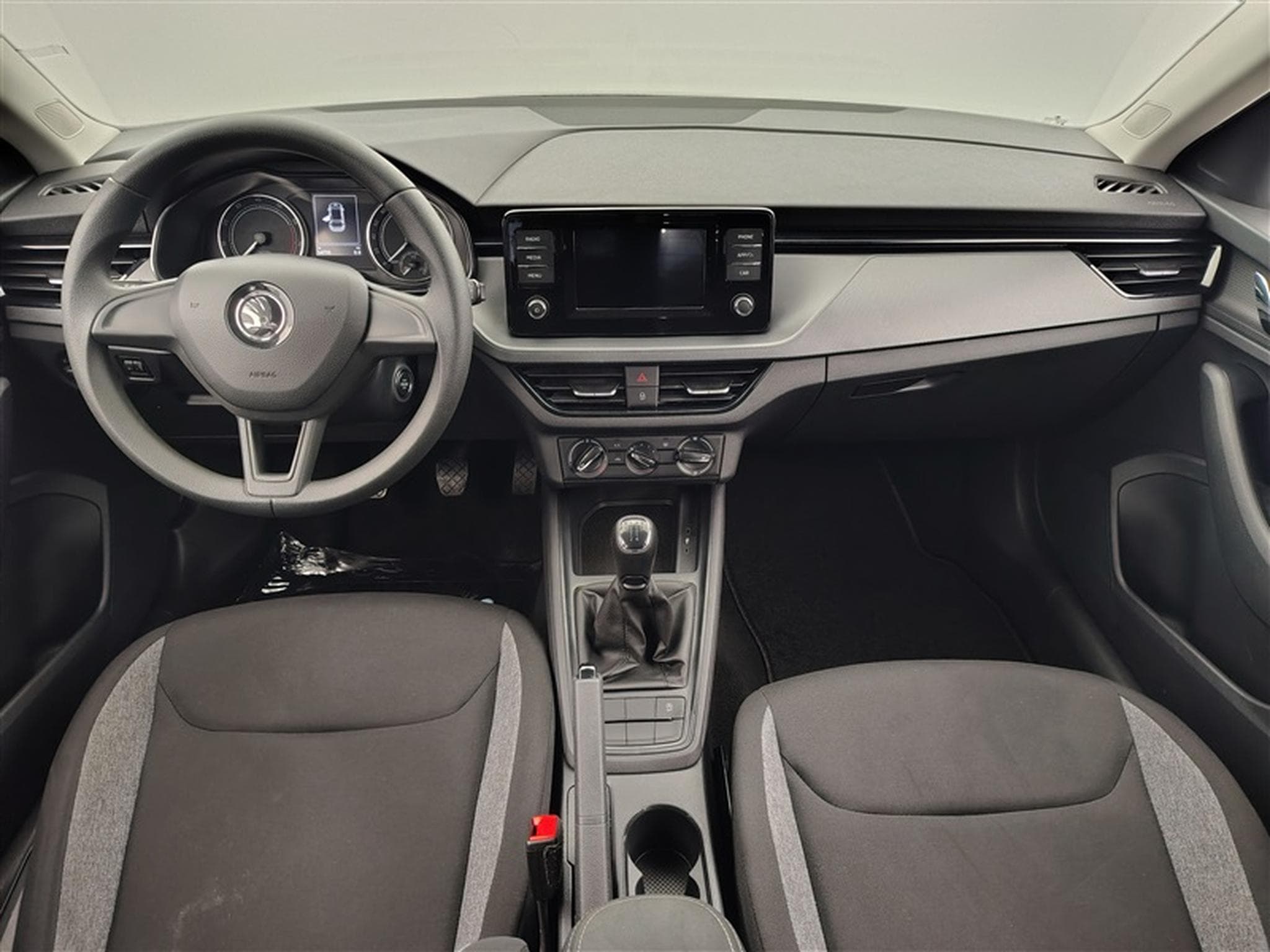 Skoda Scala 1.0 TSI 95cv Ambition (2020) - Photo 8