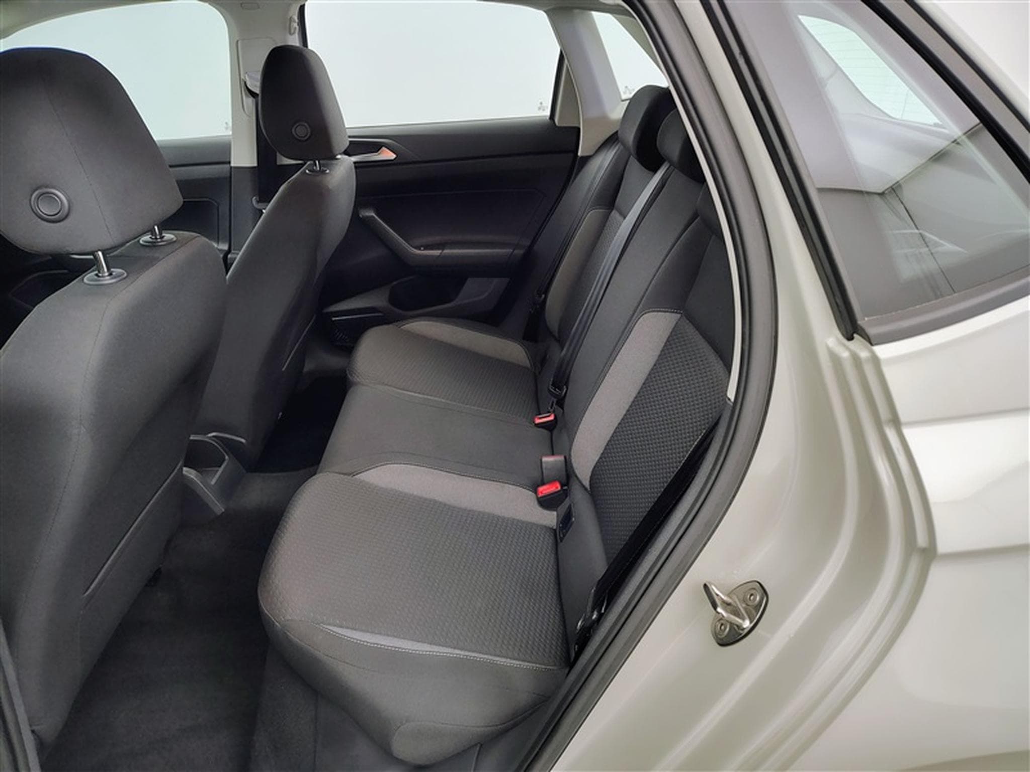 VW Polo 1.0 TSI 95Cv Life (2022) - Photo 13