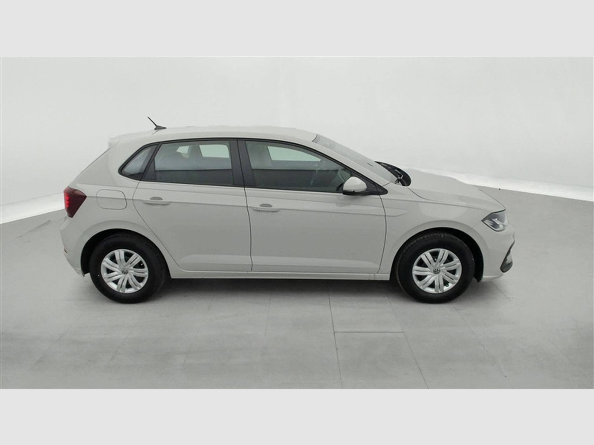 VW Polo 1.0 MPI 80cv Life CARPLAY / FULL LED / PDC AR (2026) - Photo 25