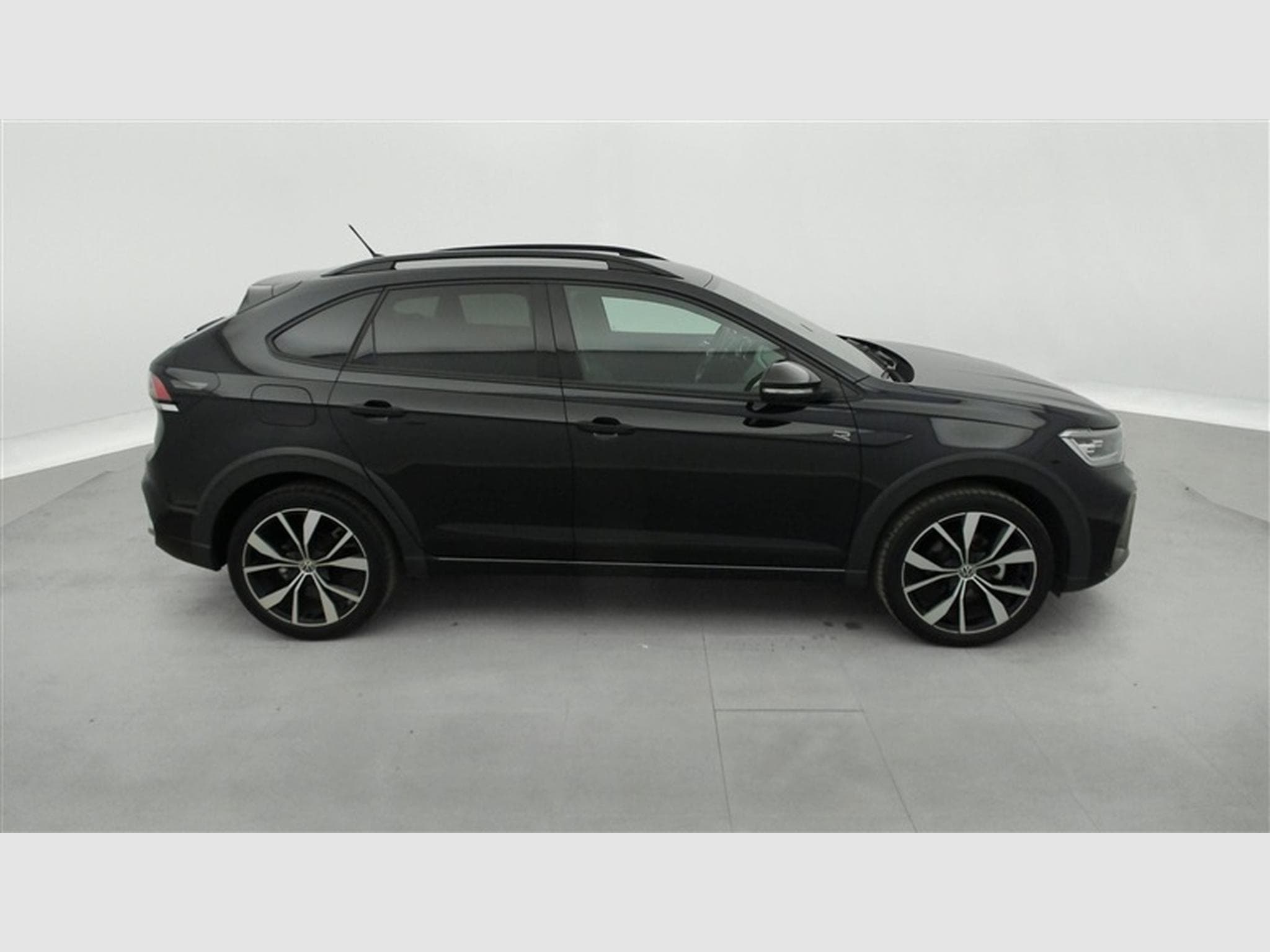VW Taigo 1.0 TSI 115cv DSG R-Line CARPLAY / FULL LED / CAMERA / JA 18 (2025) - Foto 24