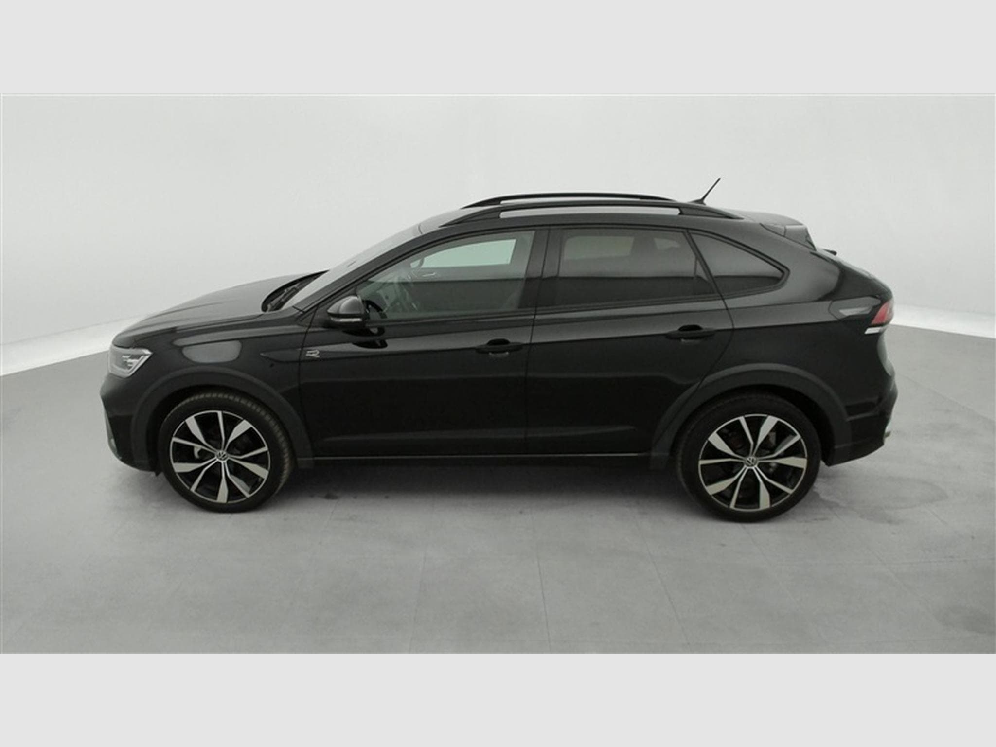 VW Taigo 1.0 TSI 115cv DSG R-Line CARPLAY / FULL LED / CAMERA / JA 18 (2025) - Foto 3
