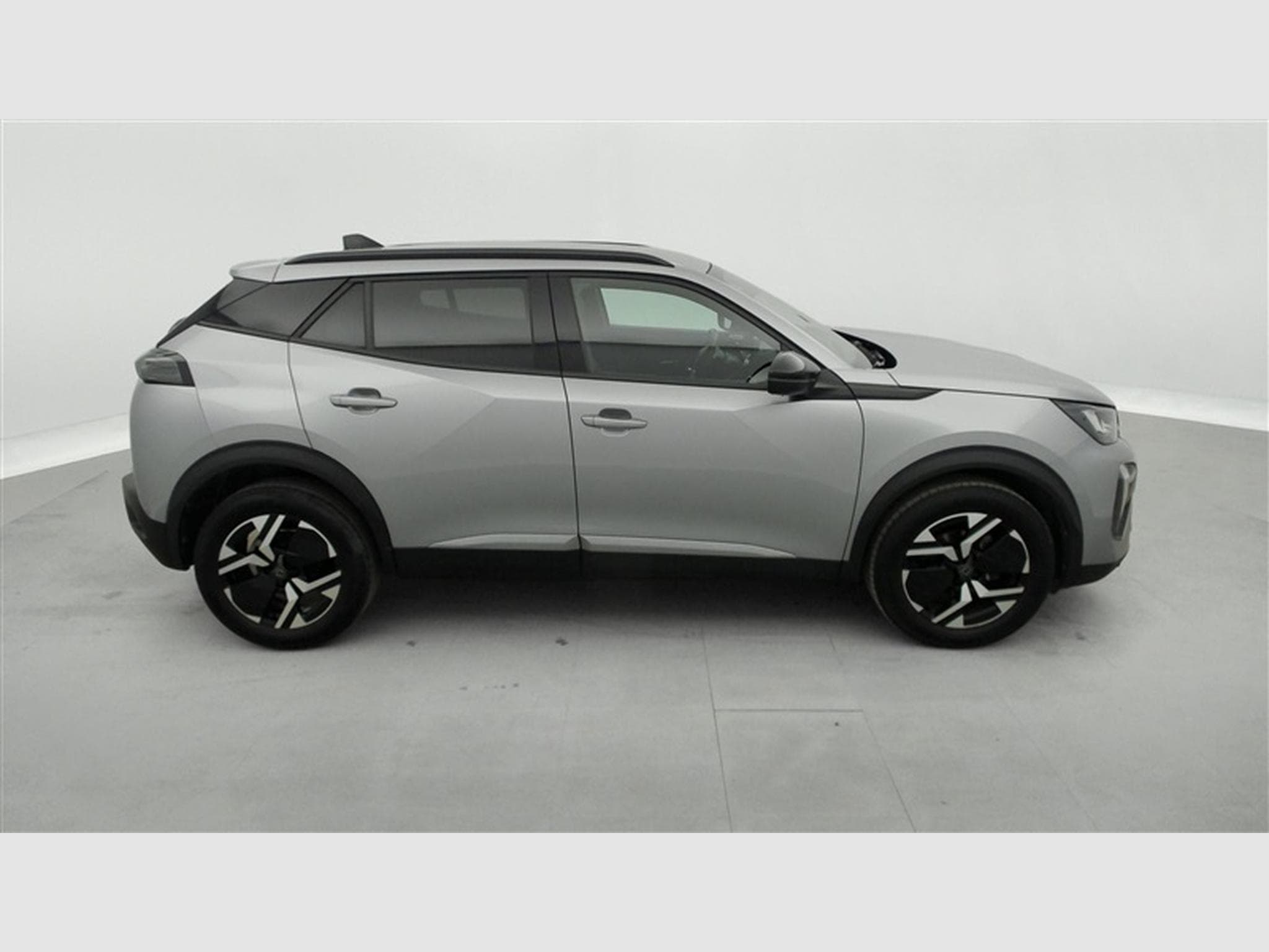 Peugeot 2008 1.2 PureTech Allure CARPLAY / FULL LED / PDC (2025) - Photo 24