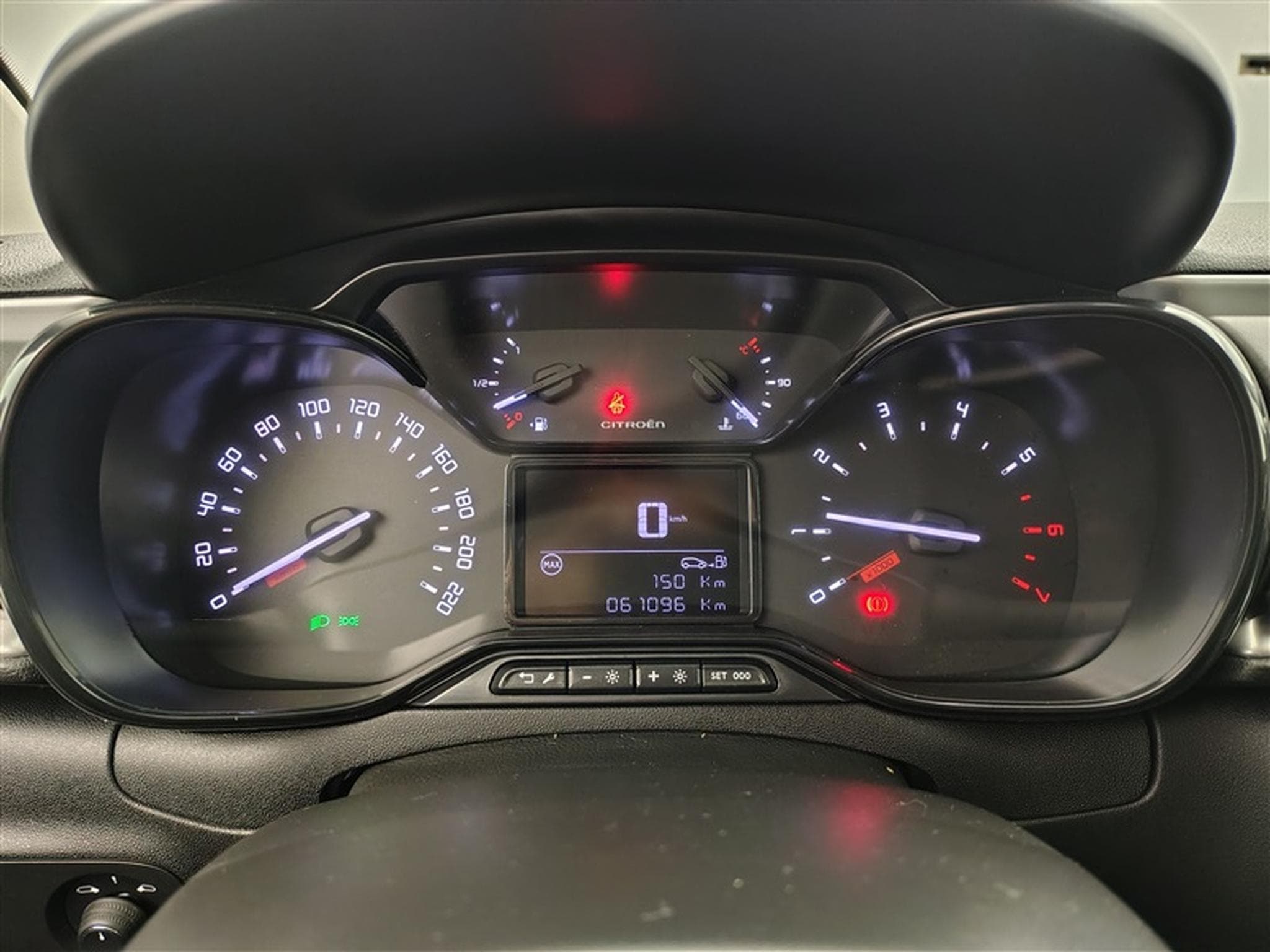 Citroen C3 1.2i PureTech Shine Navi / Led / PDC (2023) - Photo 10