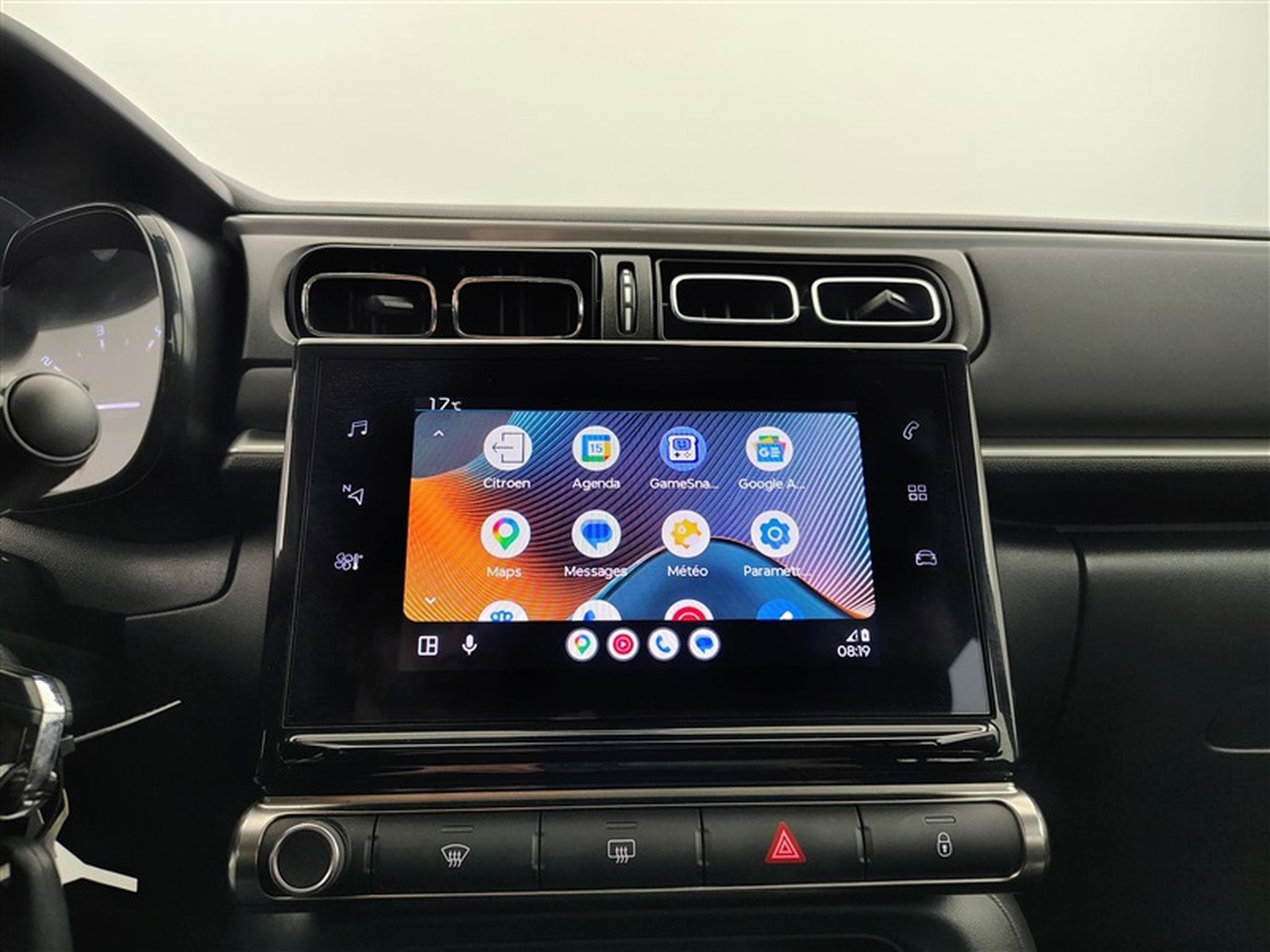 Citroen C3 1.2i PureTech Shine Navi / Led / PDC (2023) - Photo 19