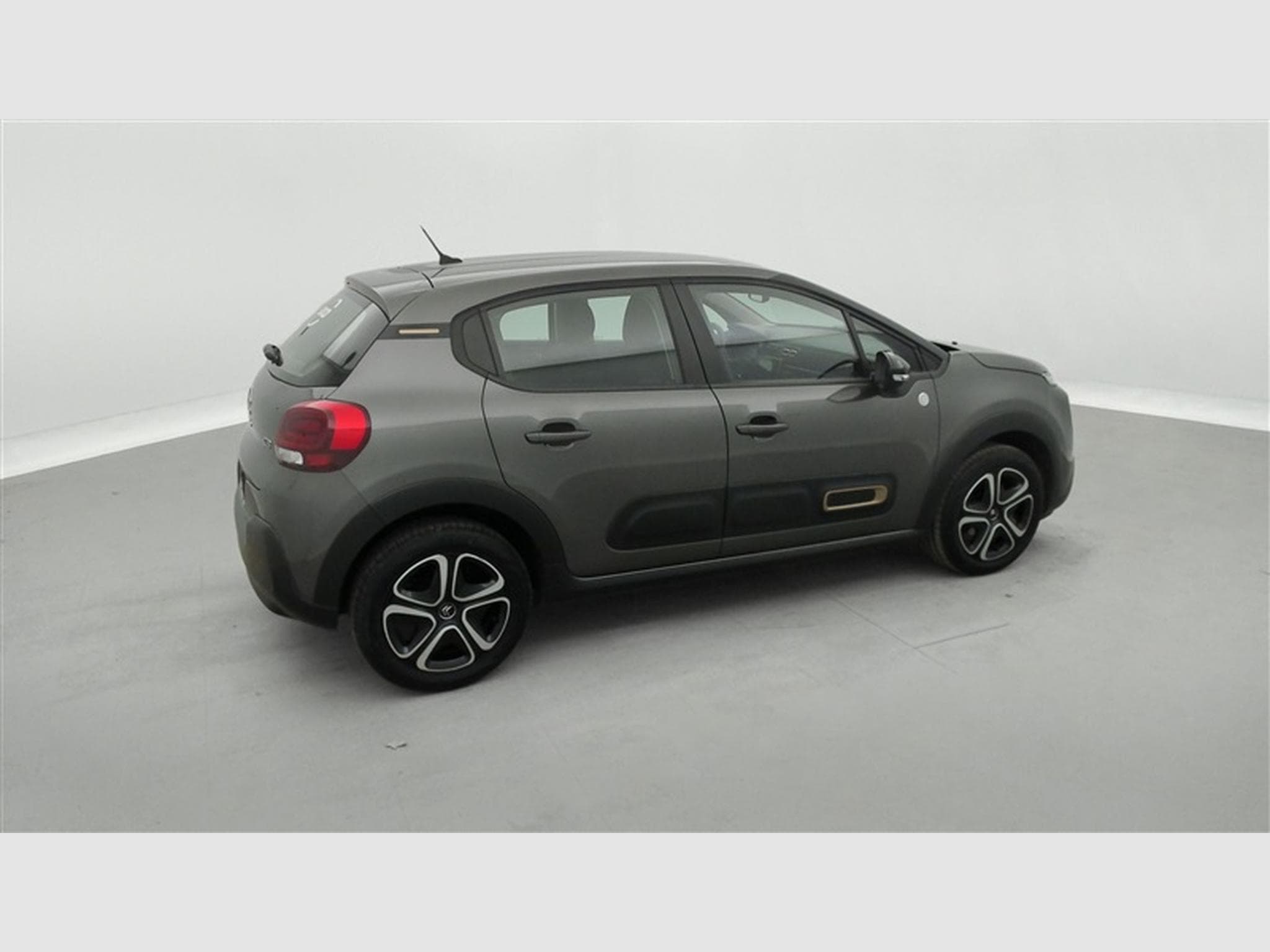 Citroen C3 1.2i PureTech Shine Navi / Led / PDC (2023) - Photo 24