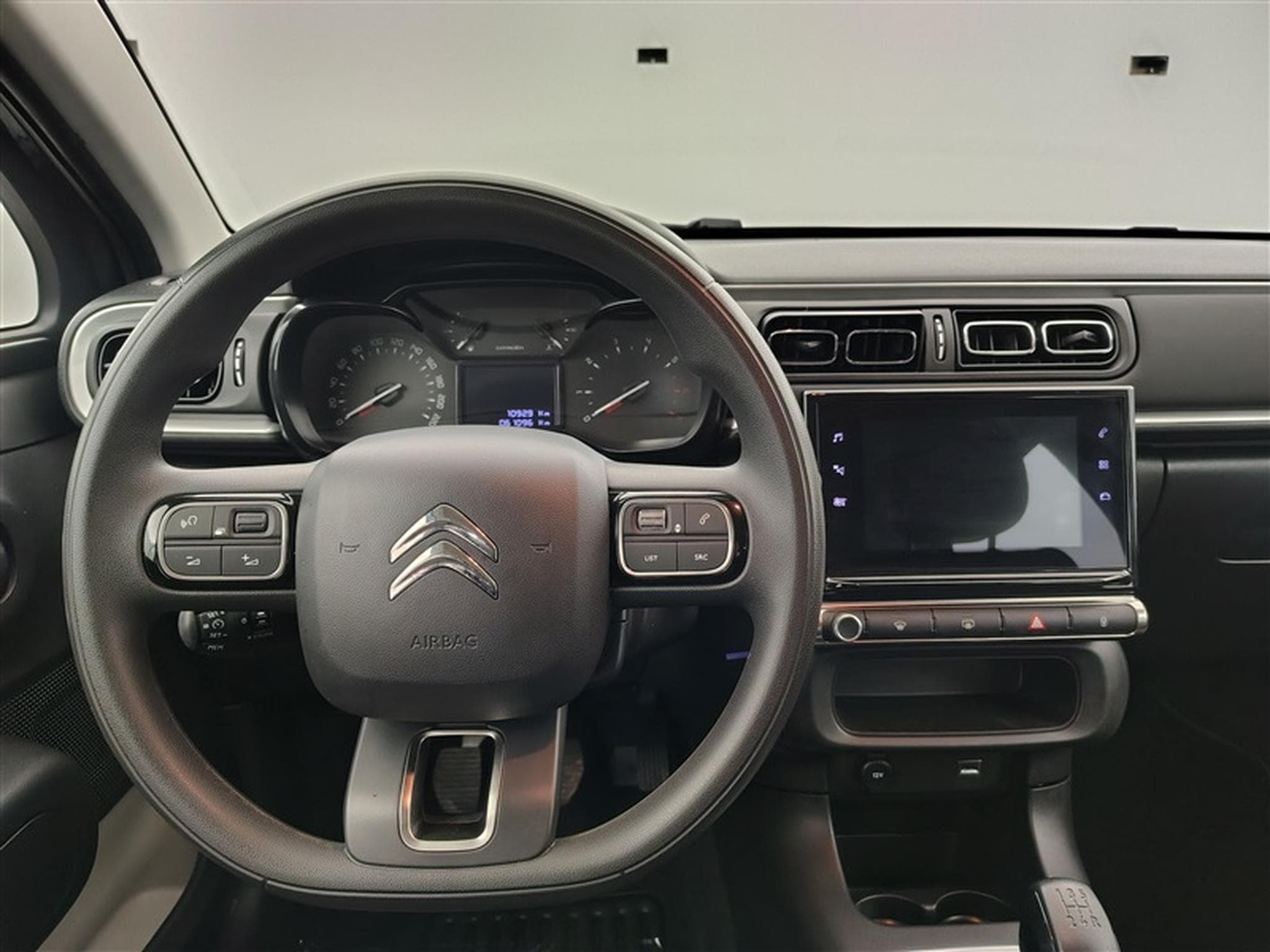 Citroen C3 1.2i PureTech Shine Navi / Led / PDC (2023) - Photo 9