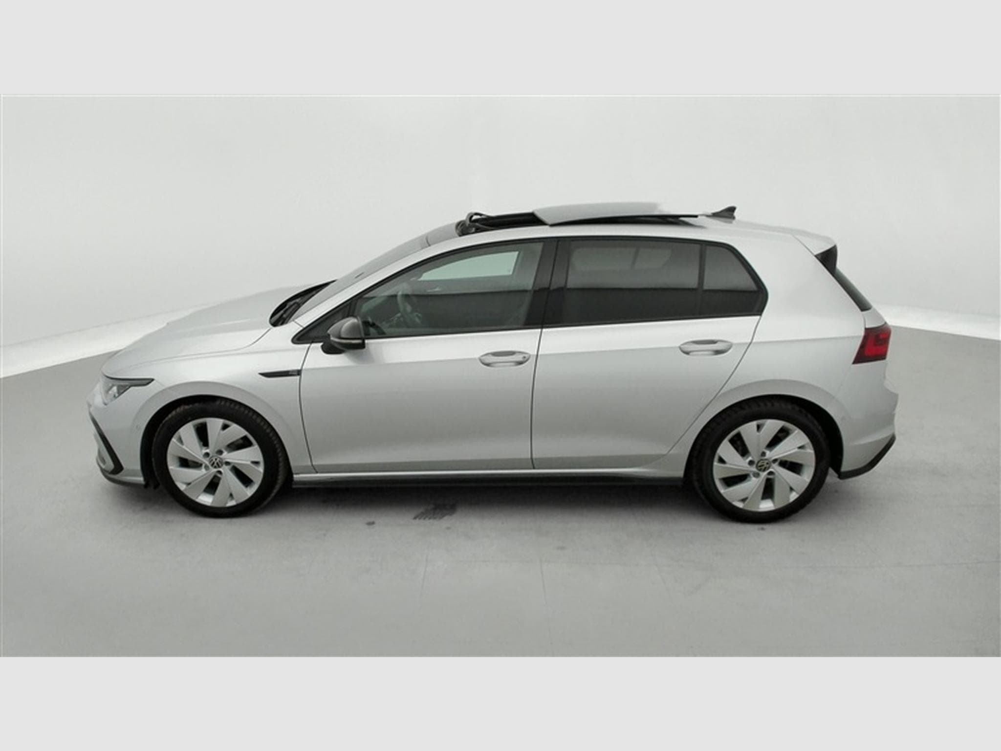 VW Golf 1.5 eTSI 150cv DSG R-Line NAVI / FULL LED / TOIT PANO / CAM (2024) - Photo 3
