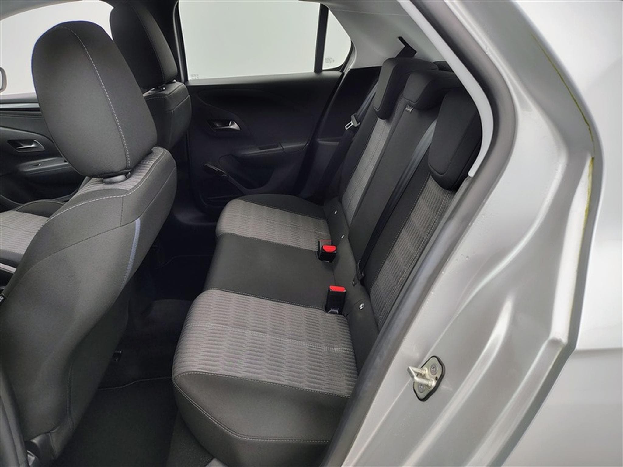 Opel Corsa Corsa 1.2i elegance business (2023) - Photo 13