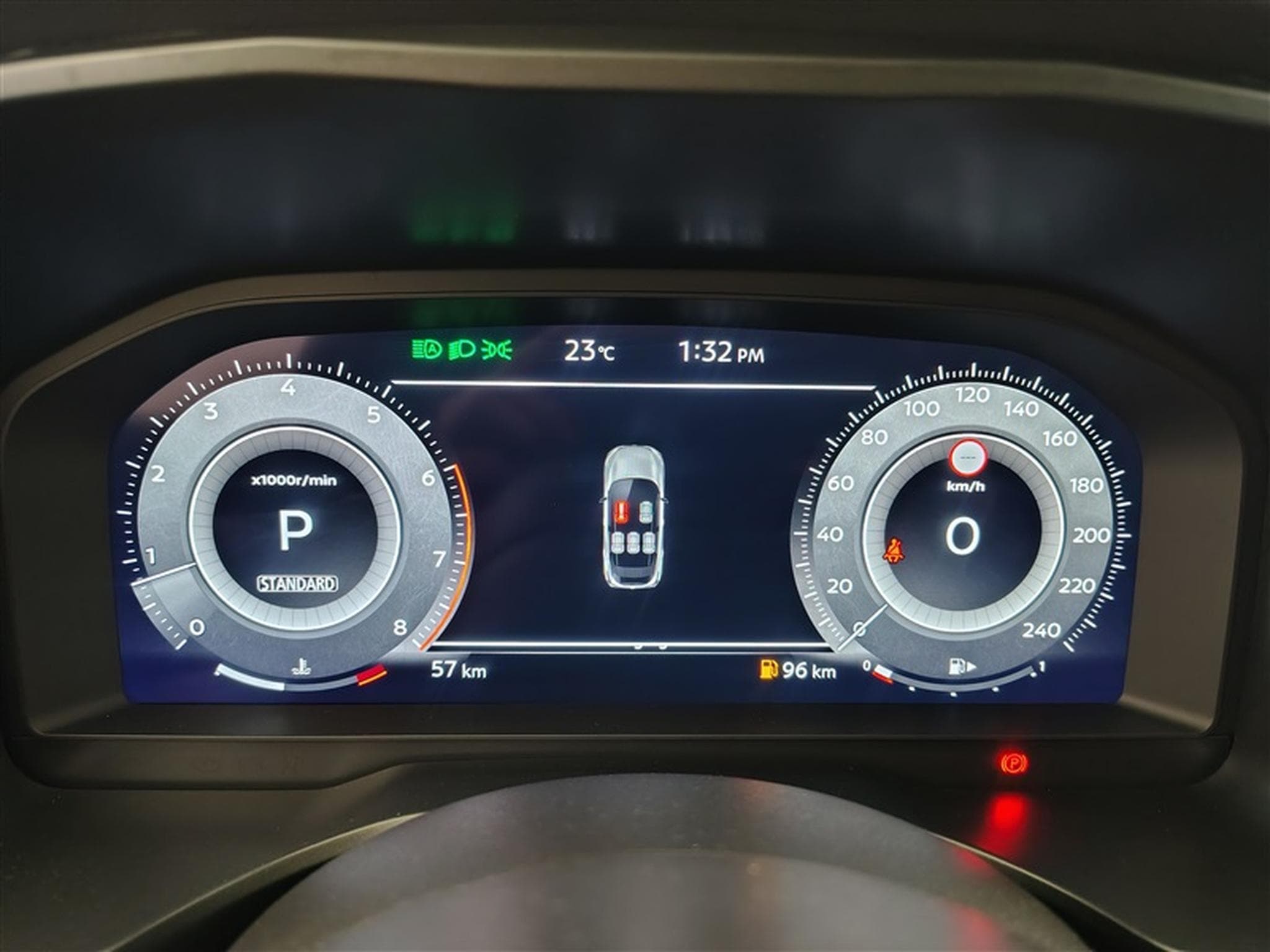 Nissan Qashqai 1.3 DIG-T MHEV X-Tronic N-Connecta CARPLAY / FULL LED / CAM (2025) - Photo 10