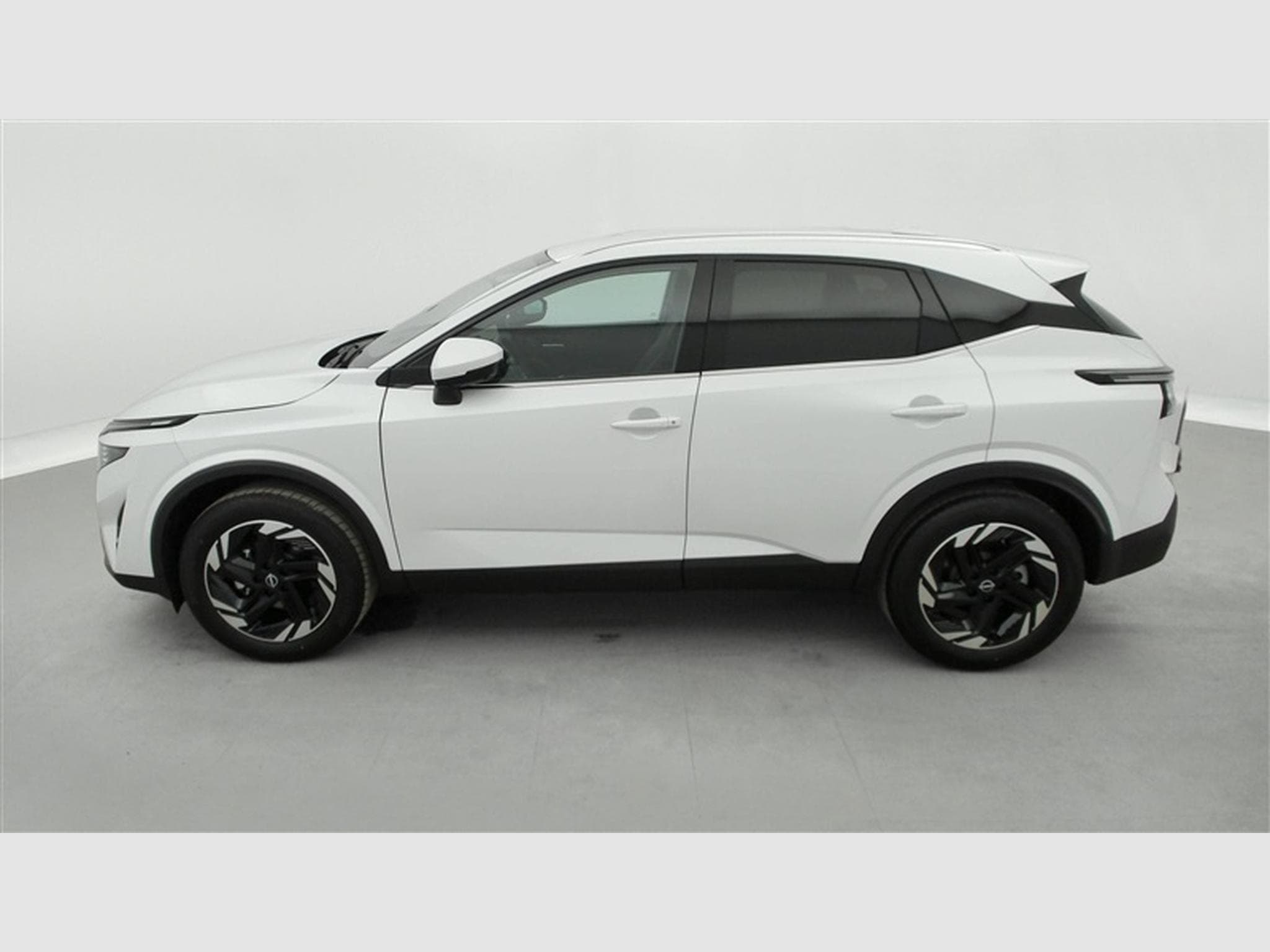 Nissan Qashqai 1.3 DIG-T MHEV X-Tronic N-Connecta CARPLAY / FULL LED / CAM (2025) - Photo 3