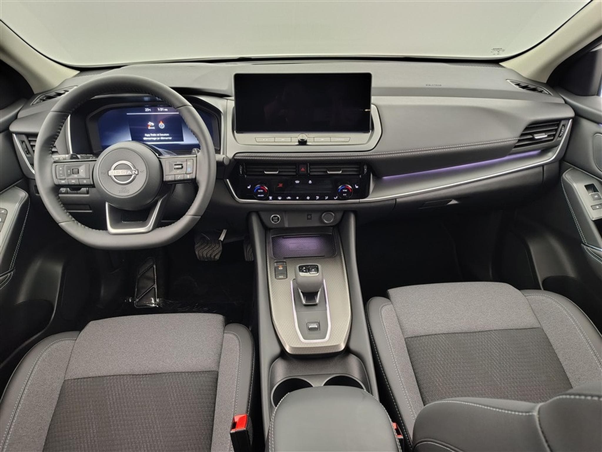 Nissan Qashqai 1.3 DIG-T MHEV X-Tronic N-Connecta CARPLAY / FULL LED / CAM (2025) - Photo 8