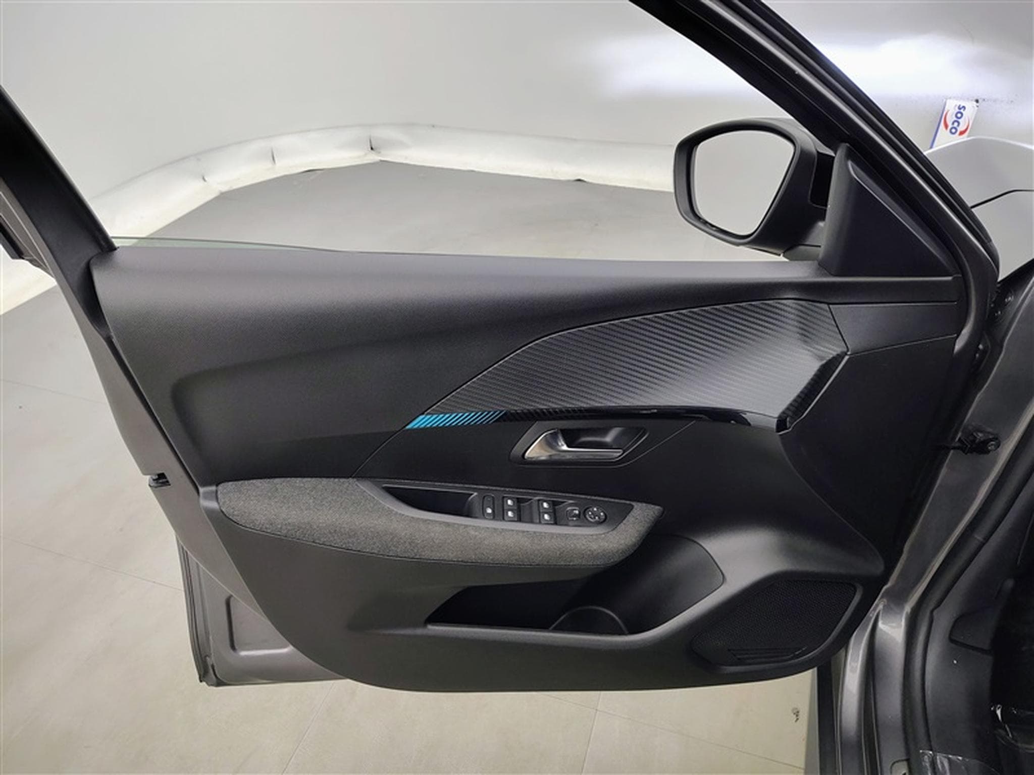 Peugeot 208 1.2i PureTech 100Cv EAT8 Style NAVI / FULL LED / PDC (2023) - Foto 17