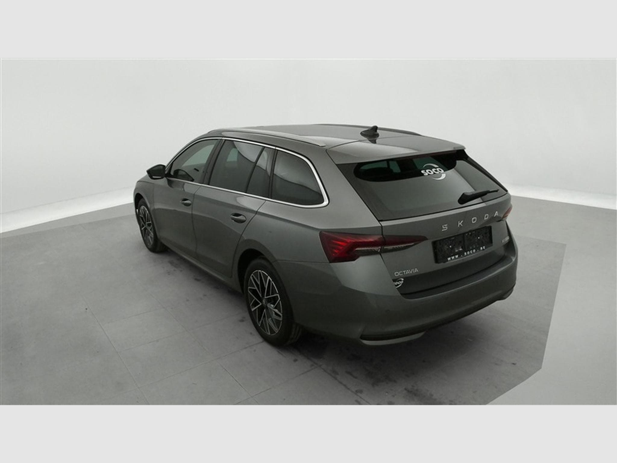 Skoda Octavia 1.5 e-TSi 150cv DSG Selection CARPLAY / FULL LED / CAMERA (2026) - Foto 2