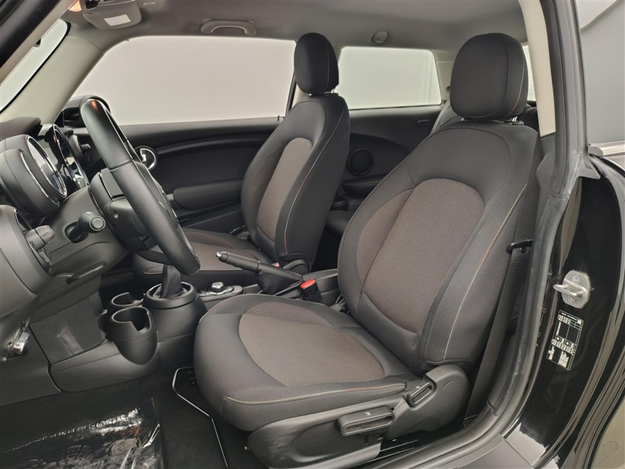 MINI Cooper 1.5 One NAVI/FULL LED/JA (2022) - Foto 7
