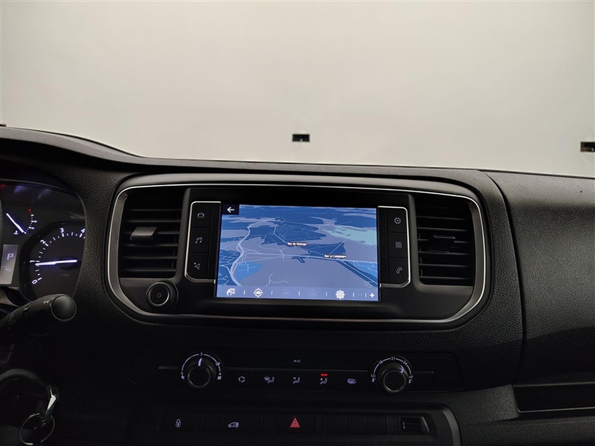 Fiat Scudo 2.0 M-Jet 180Cv AT8 L3 3PL / NAVI / CARPLAY / CAMERA (2024) - Foto 11