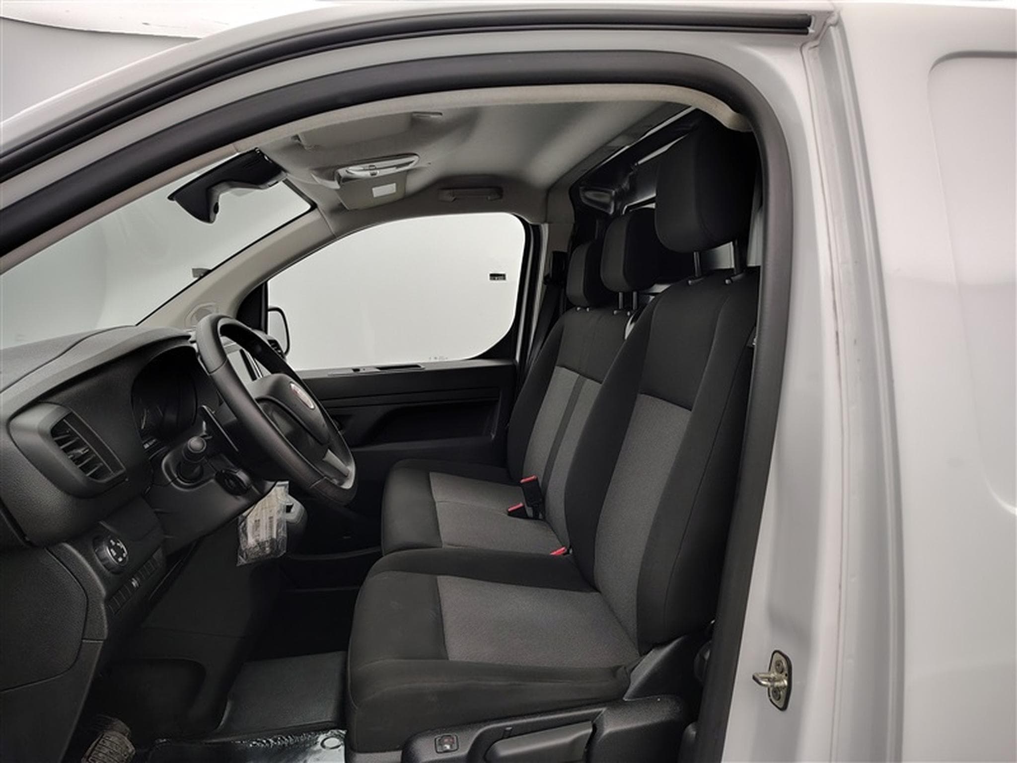 Fiat Scudo 2.0 M-Jet 180Cv AT8 L3 3PL / NAVI / CARPLAY / CAMERA (2024) - Foto 7