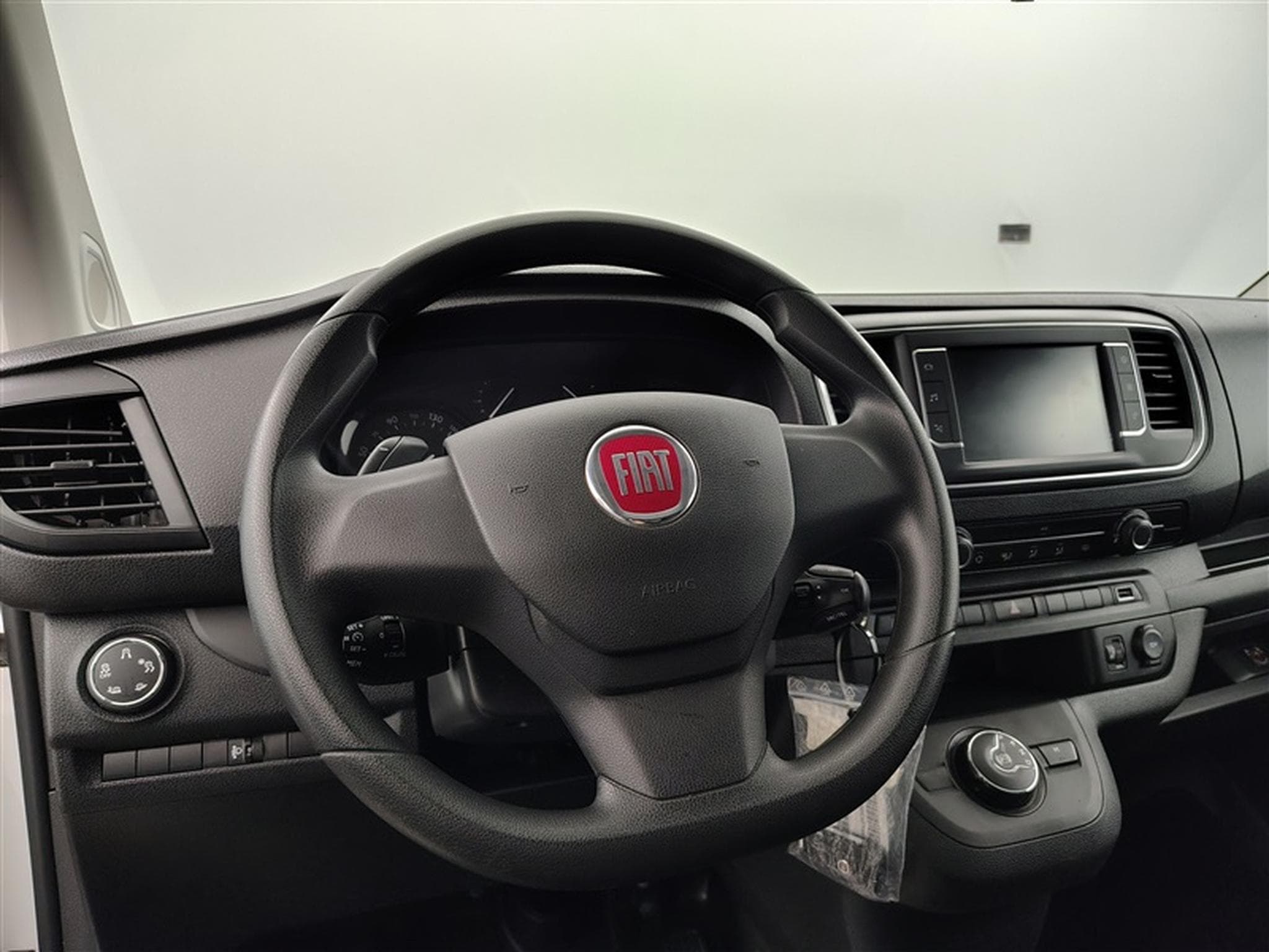 Fiat Scudo 2.0 M-Jet 180Cv AT8 L3 3PL / NAVI / CARPLAY / CAMERA (2024) - Foto 9