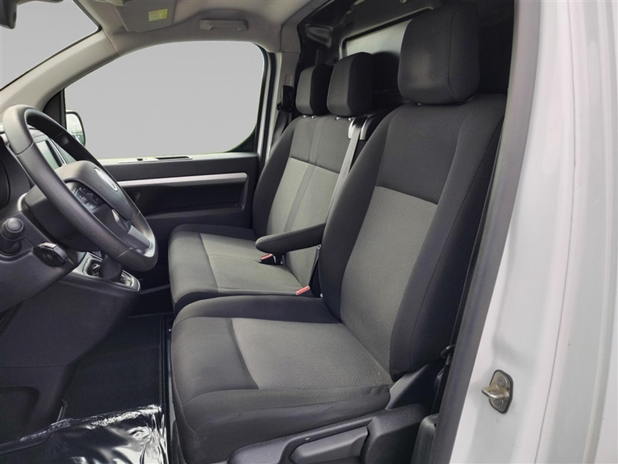 Fiat Scudo 2.0 JTD 136Cv 3Pl / NAVI / CAMERA (2022) - Foto 7